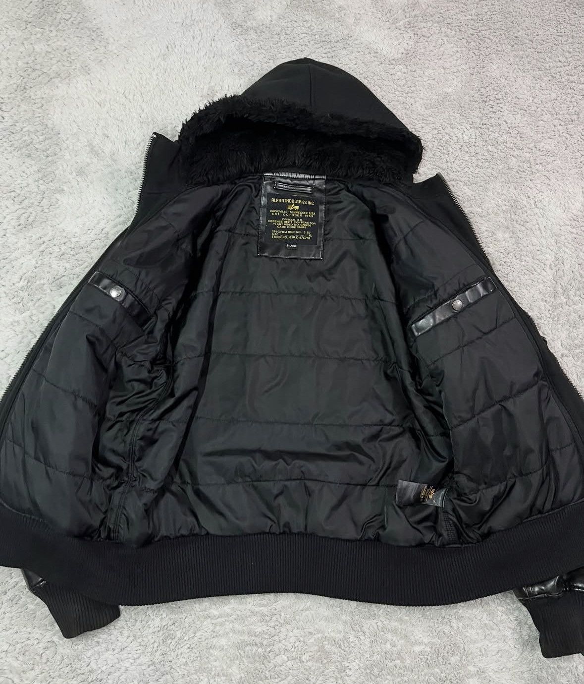 Alpha Industries CRAZY ALPHA INDUSTRIES LEATHER JACKET IN SIZE XL Size US XL / EU 56 / 4 - 4 Thumbnail