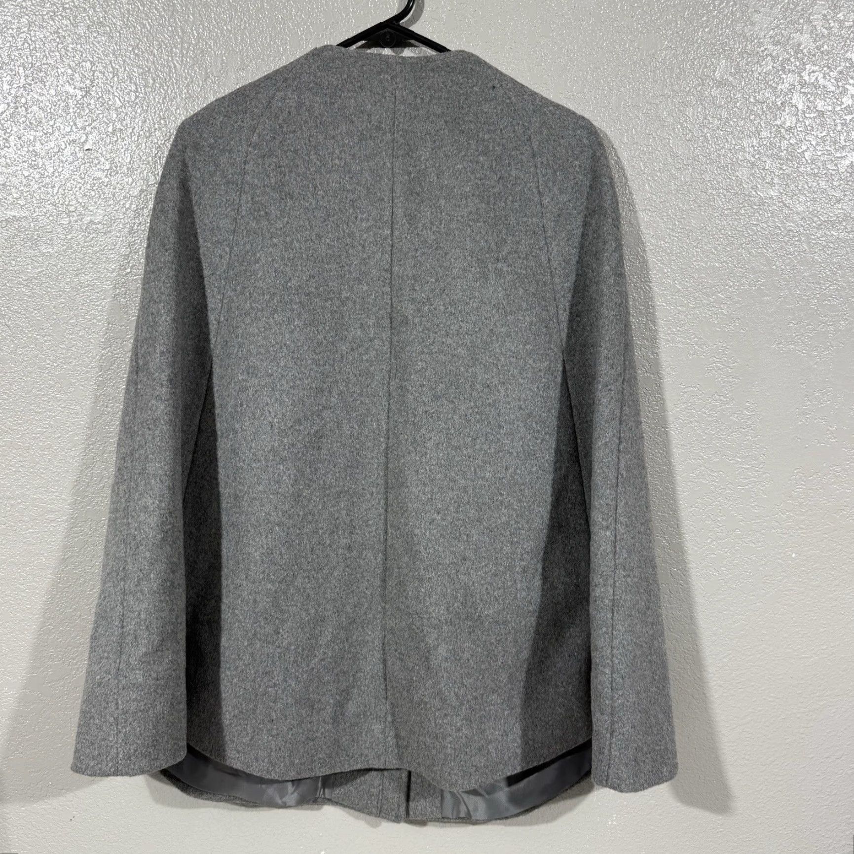 Michael Kors Michael Kors Women’s Poncho Jacket Gray Wool Blend Women's 4 XS? Size S / US 4 / IT 40 - 3 Thumbnail