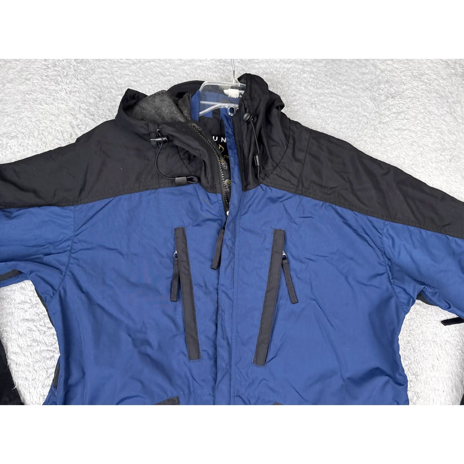 Mountain Hardwear VINTAGE Mountain Hardwear Jacket Mens Small Blue Black Hooded Full Zip Windbreaker Size US S / EU 44-46 / 1 - 4 Thumbnail
