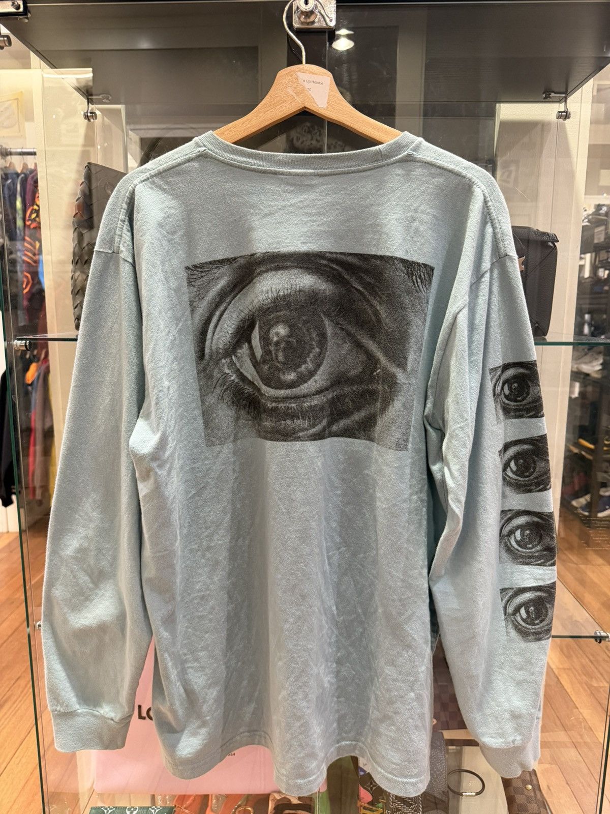 Supreme Supreme Eyes Ls Shirt Size US XL / EU 56 / 4 - 2 Thumbnail