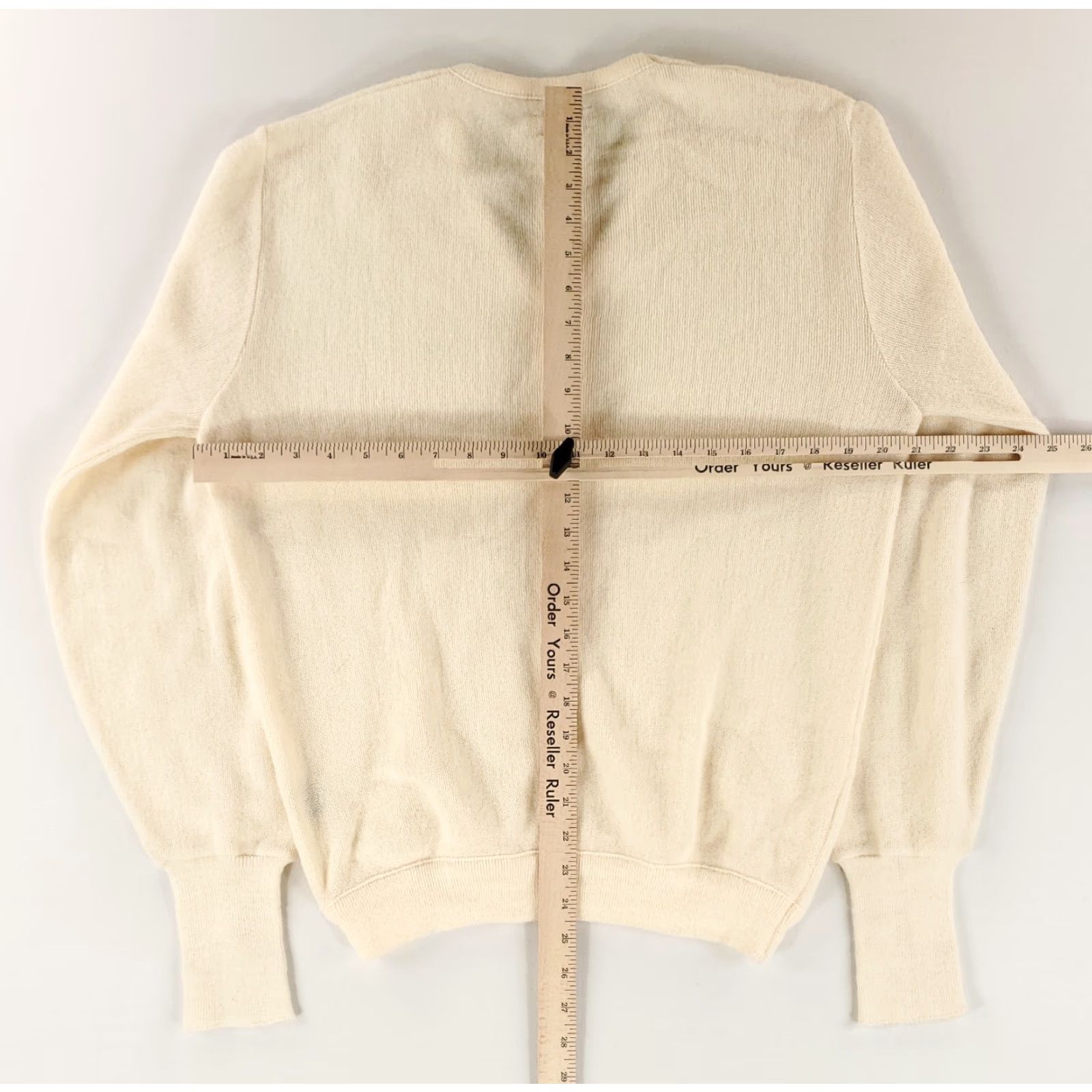 Izod VINTAGE Izod Lacoste Sweater VTG 80s V Neck Long Sleeve Mens M White Cream V Neck Sweater Mens M Size US M / EU 48-50 / 2 - 7 Thumbnail