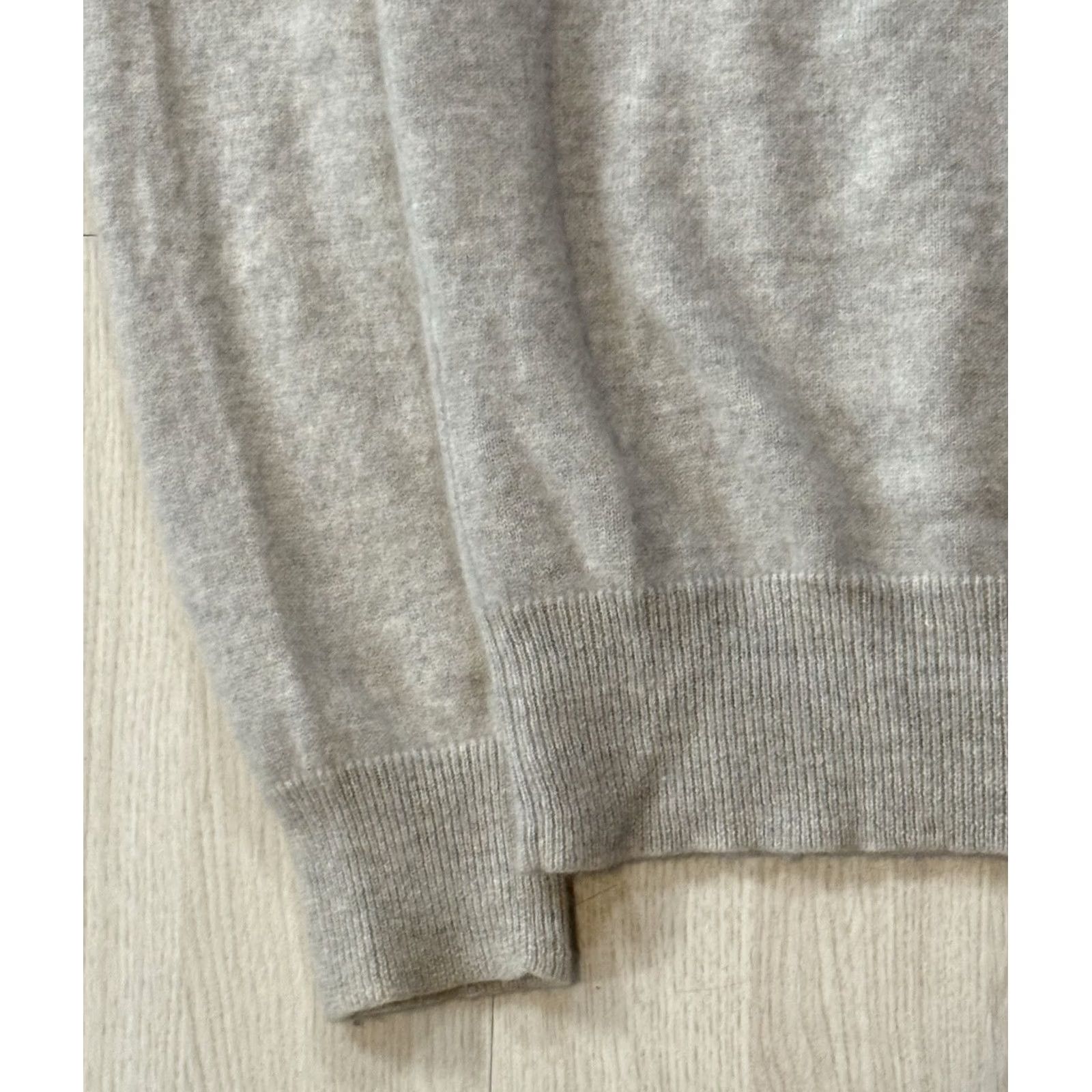 Ralph Lauren VINTAGE Ralph Lauren Polo 100% Cashmere V-Neck Sweater Medium Beige Long Sleeve Men Sweatshirt Pullover 90s Classic Preppy USA Designer Dad Size US M / EU 48-50 / 2 - 7 Thumbnail