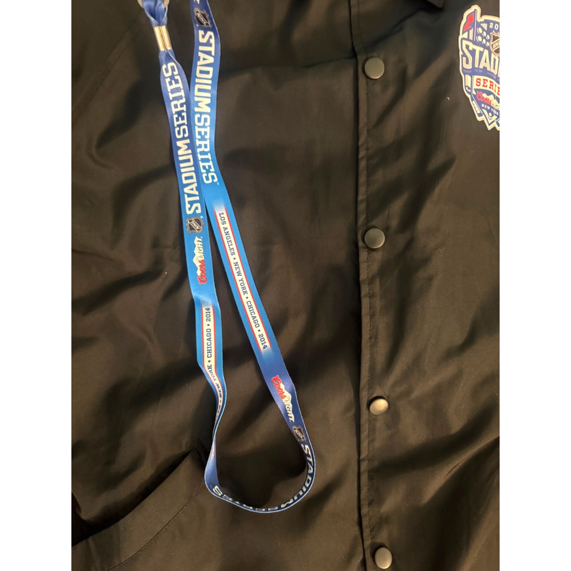 Vintage 2014 New York NHL Stadium Series TV Crew Jacket & Shirt With Size US L / EU 52-54 / 3 - 3 Thumbnail