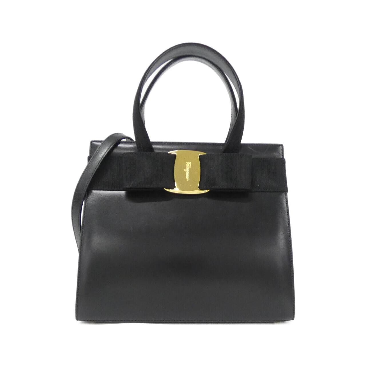 Salvatore Ferragamo Salvatore Ferragamo Salvatore Ferragamo 21 4178 Calf Shoulder Bag Leather Crossbody Bag 21 4178 DUTY FREE for USA Size ONE SIZE - 1 Thumbnail
