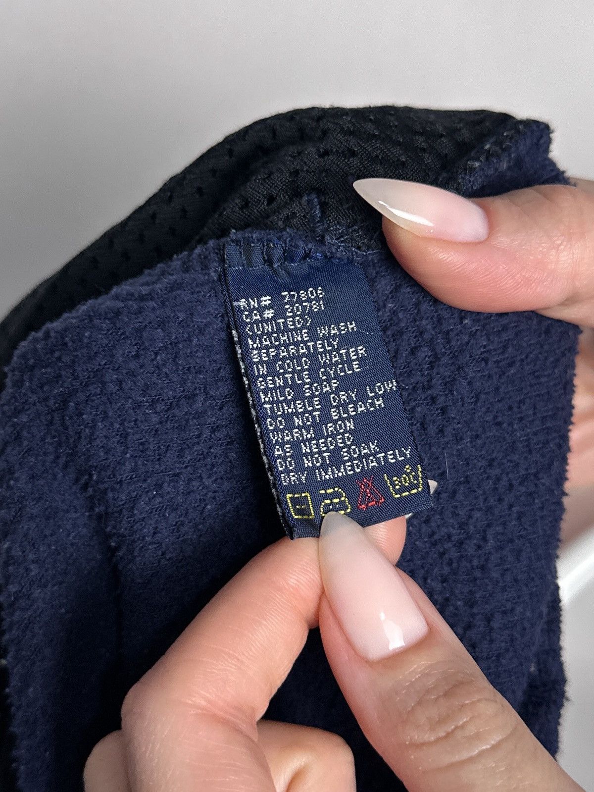 Tommy Hilfiger Vintage Tommy Hilfiger Fleece Pullover 1/4 Zip Y2K Jacket Size US XXL / EU 58 / 5 - 7 Thumbnail