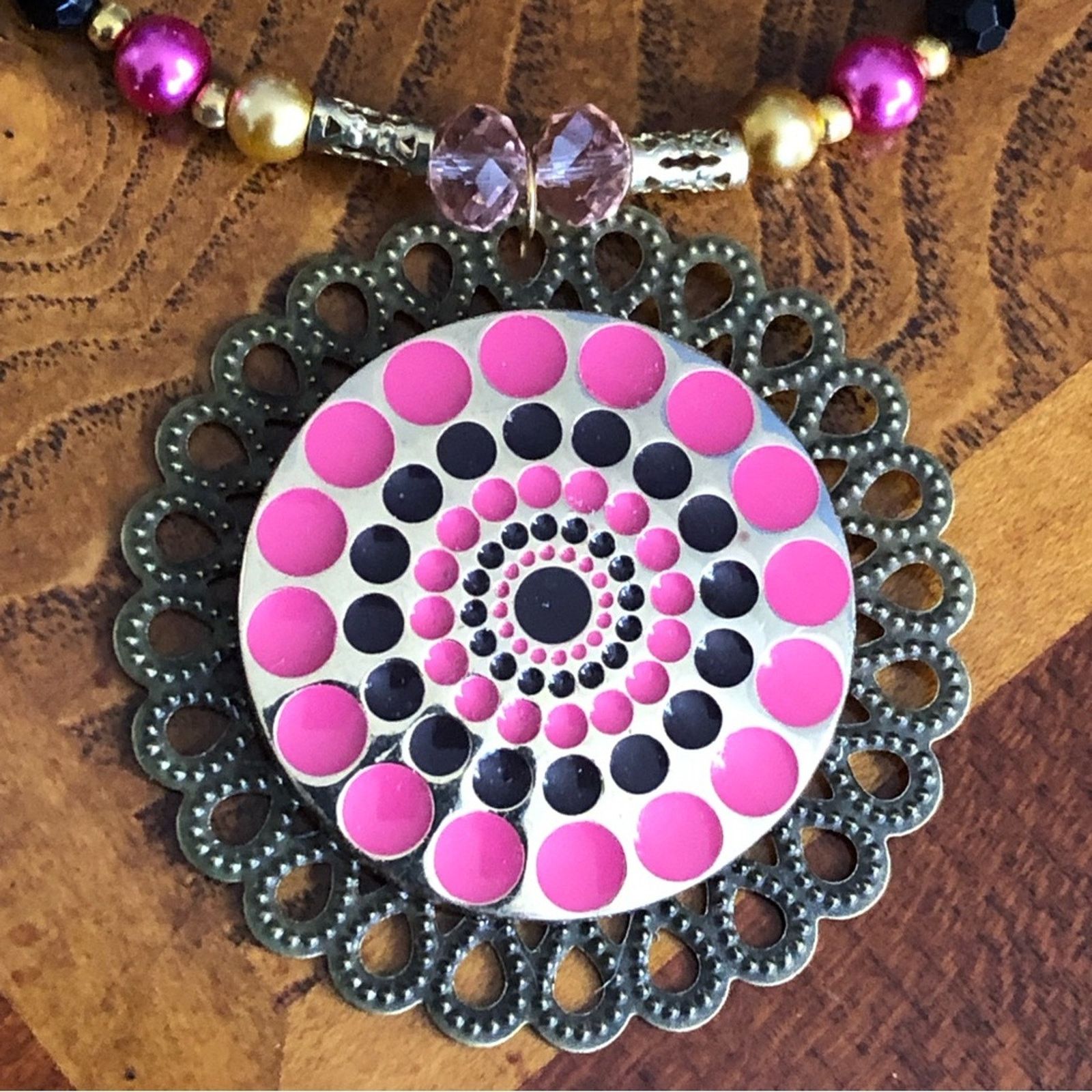 Handmade Handcrafted repurpose enamel medallion Pearl necklace Size ONE SIZE - 10 Thumbnail
