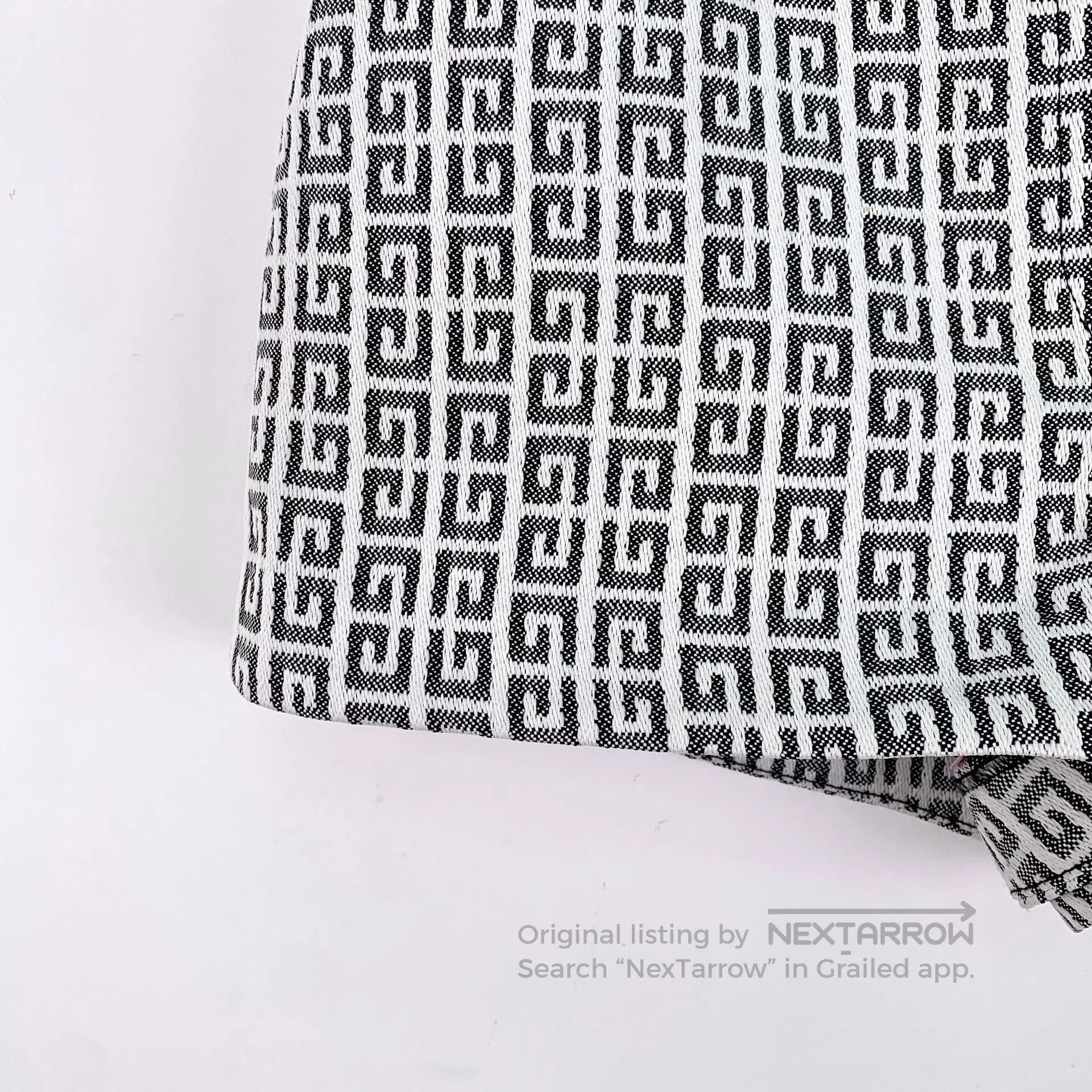 Givenchy Givenchy Logo Print Casual Shorts. Size US 28 / EU 44 - 4 Thumbnail