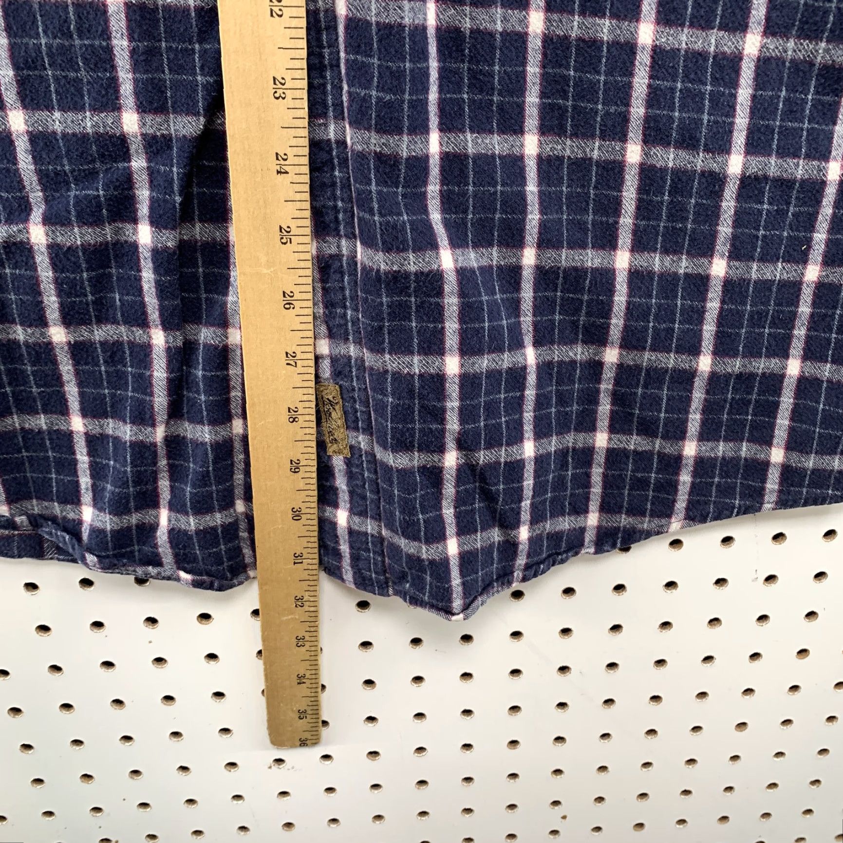 Vintage VINTAGE Woolrich Shirt Mens L Blue Long Sleeve Textured Outdoor Hiking Shirt Size US L / EU 52-54 / 3 - 6 Thumbnail