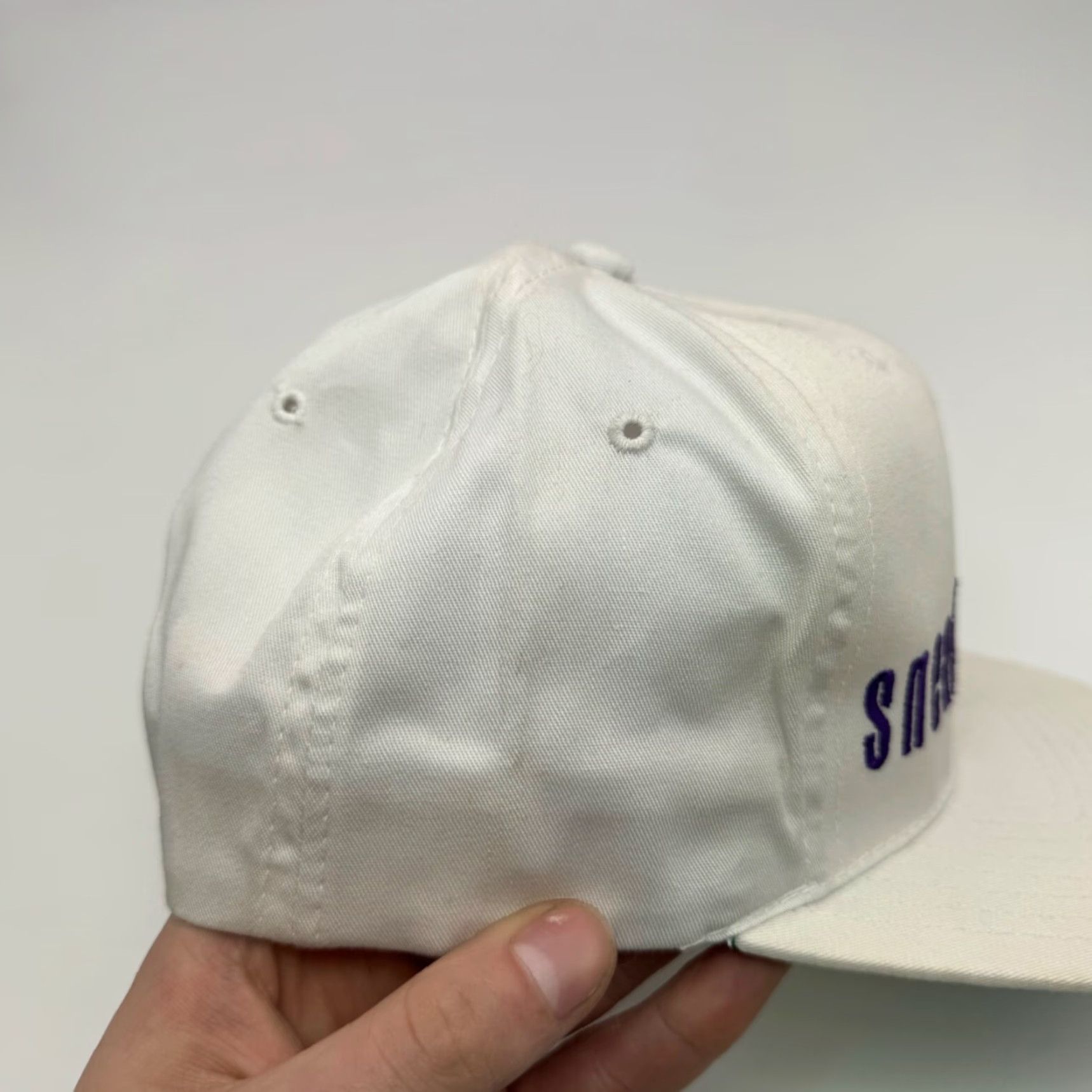 Vintage VINTAGE 90S OUTDOOR CAP SNAPBACK HAT White Cotton Twill Adjustable Breathable Cap Mens Size ONE SIZE - 6 Thumbnail