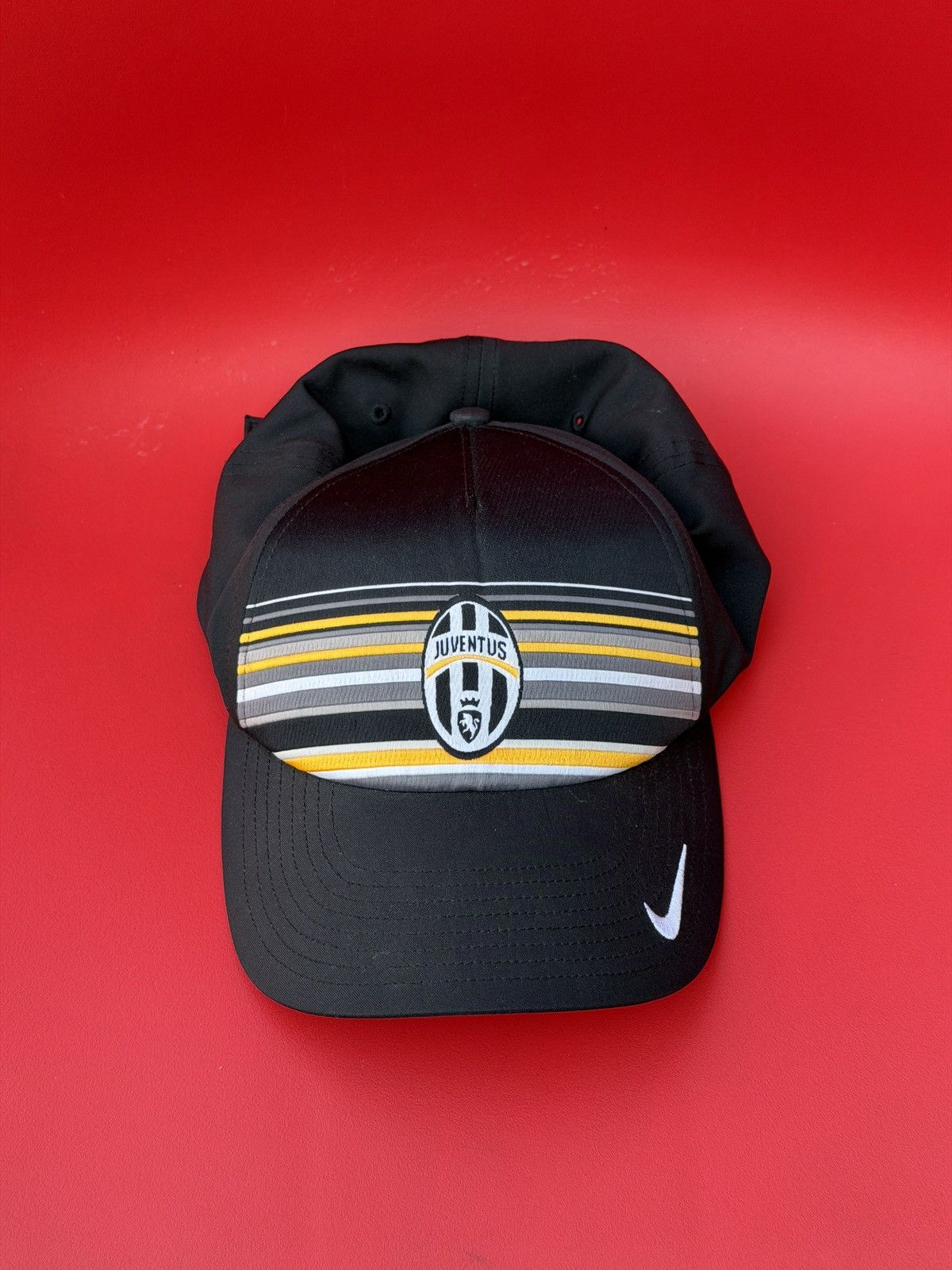 Nike Vintage Juventus x Nike Dri fit Cap Size ONE SIZE - 1 Thumbnail