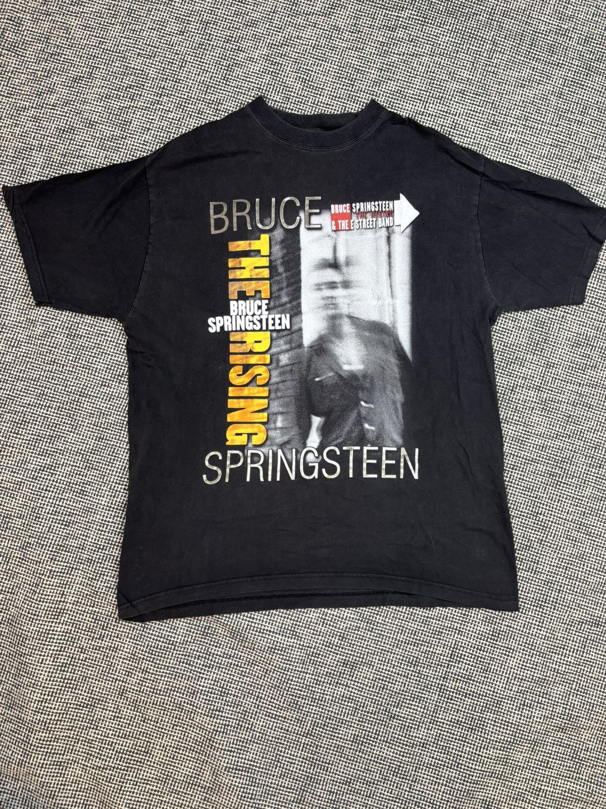 Band Tees 2003 bruce springsteen sick fader vintage t-shirt band tee Size US XL / EU 56 / 4 - 1 Thumbnail