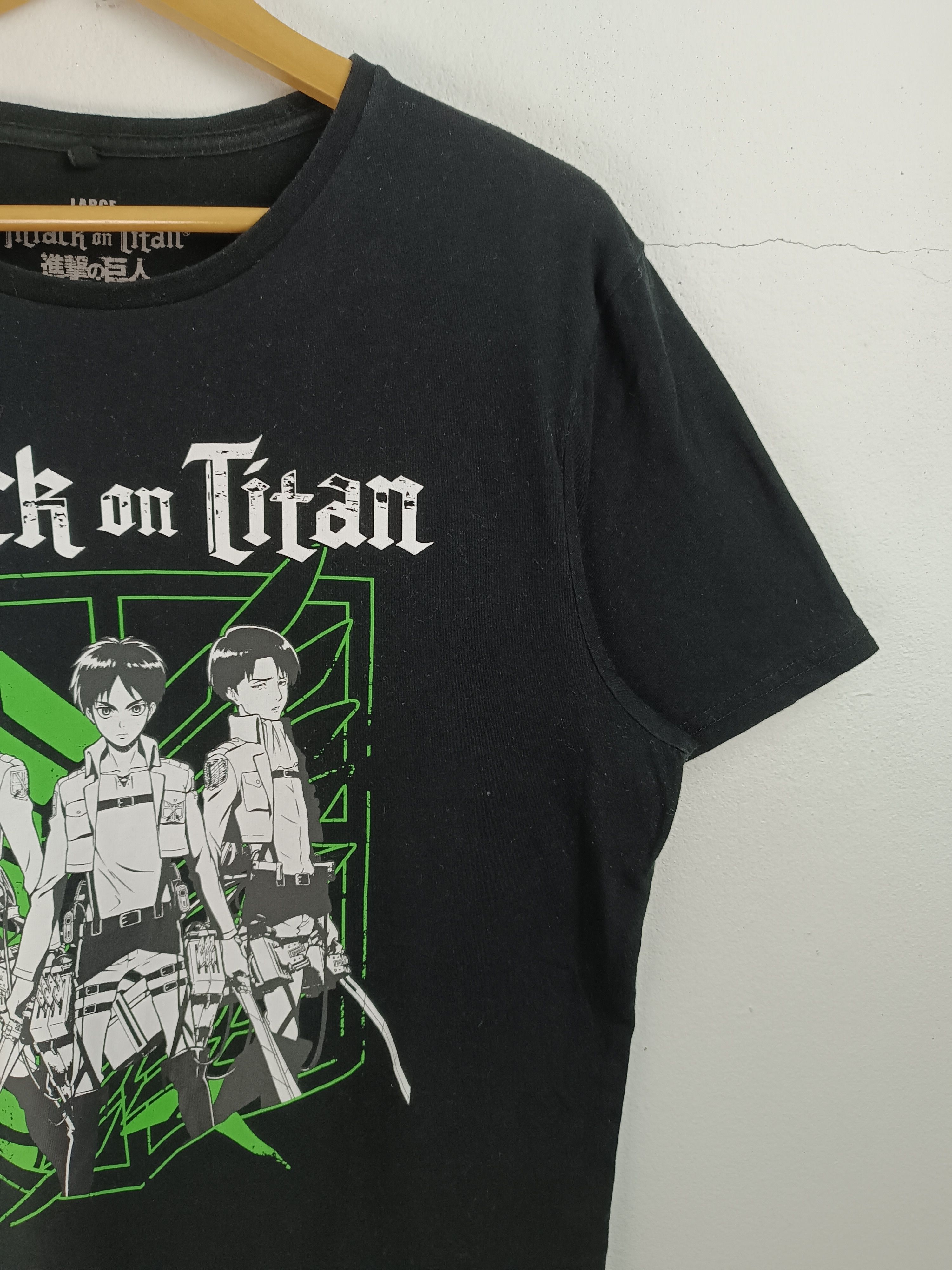 Anime VINTAGE ATTACK ON TITAN EARLY SCOUTS REG TEE naruto bleach Size US L / EU 52-54 / 3 - 6 Thumbnail