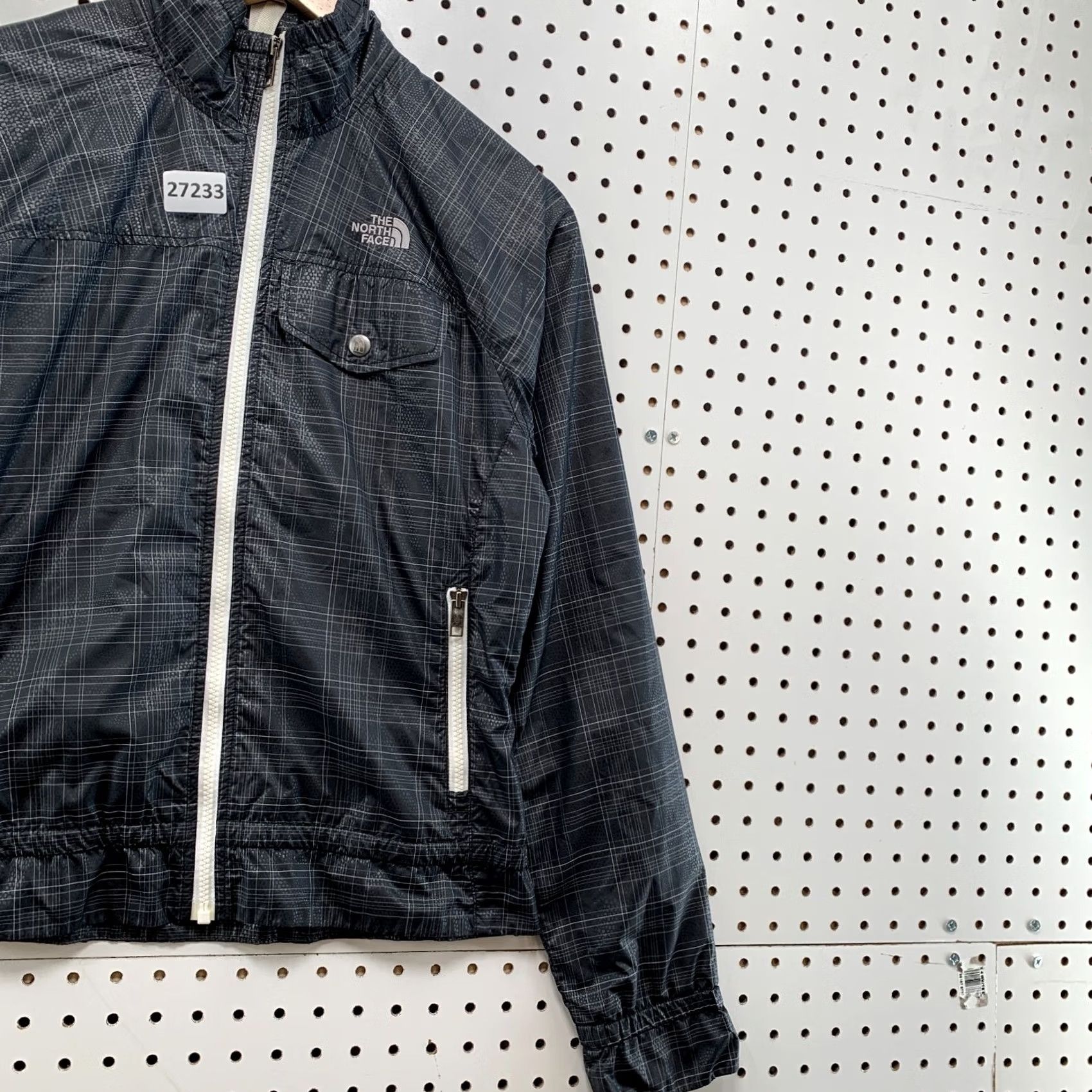 The North Face The North Face Windbreaker Jacket Black Gray Check Womens Small 19.5x22.5 Size S / US 4 / IT 40 - 4 Thumbnail