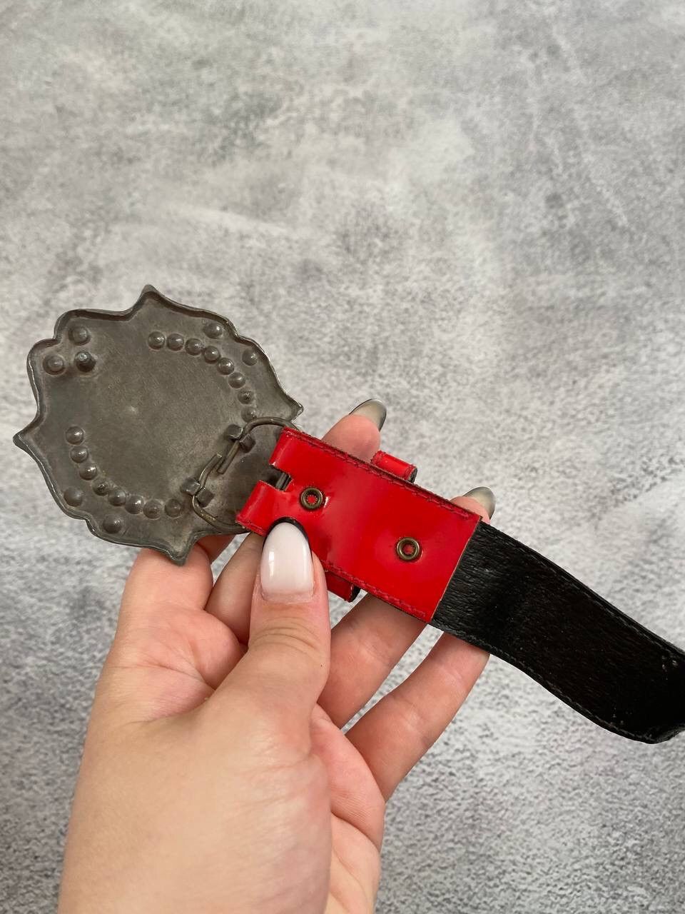 Vintage Vintage Red Rose Studded Belt Size 28 - 3 Thumbnail