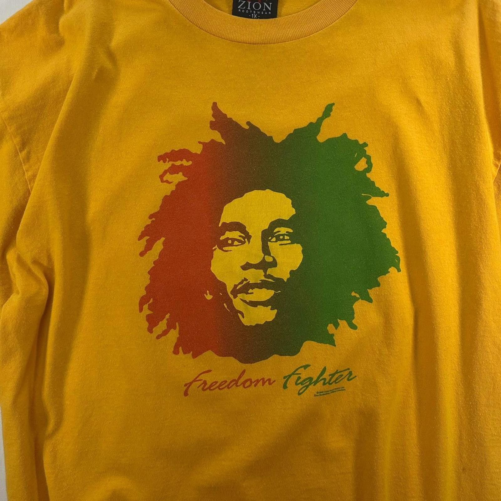 Bob Marley 2004 Freedom Fighter Bob Marley Tee Size US XL / EU 56 / 4 - 2 Thumbnail