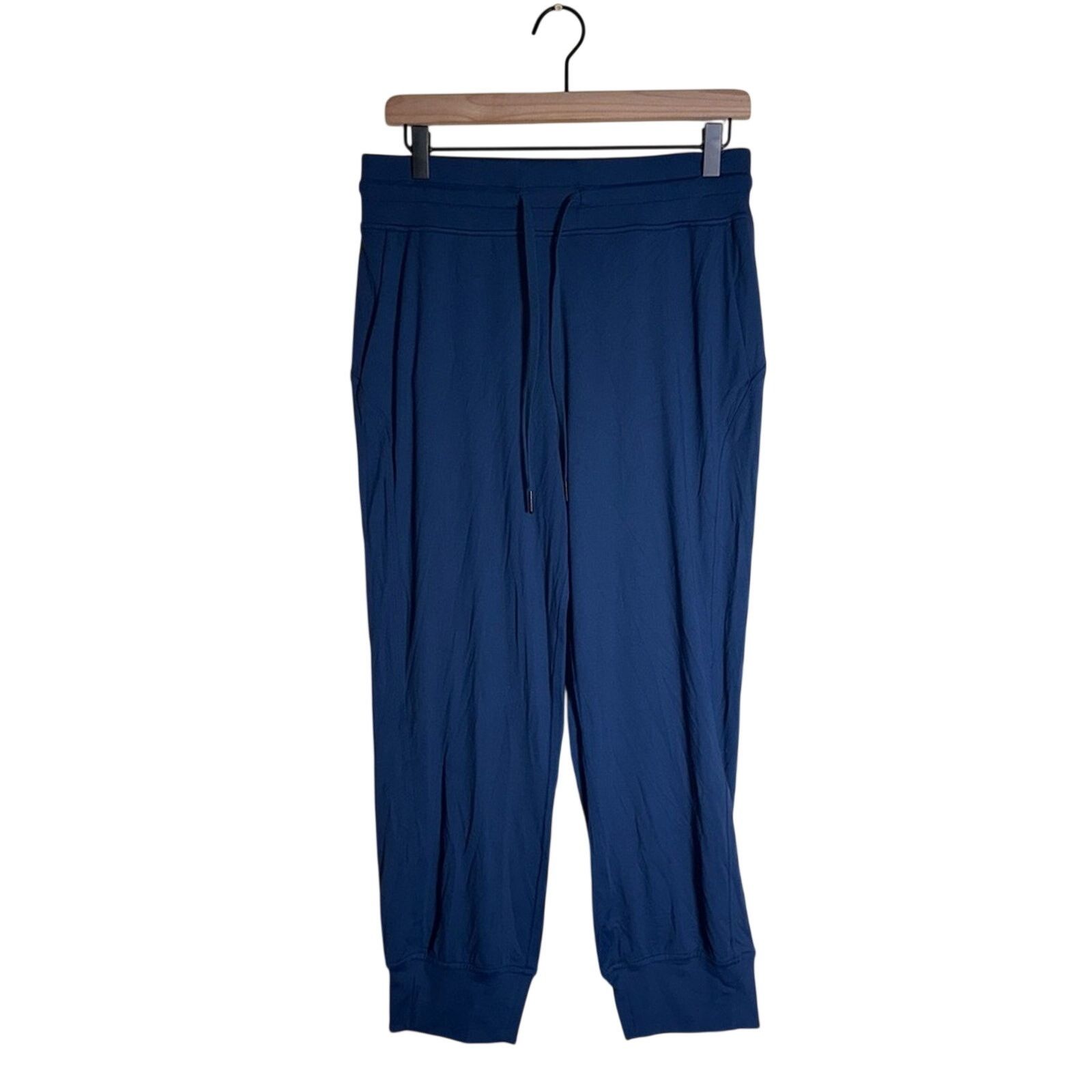 Lululemon LULULEMON Align High-Rise lightweight Joggers ink blue 8 Size 30" / US 8 / IT 44 - 1 Thumbnail