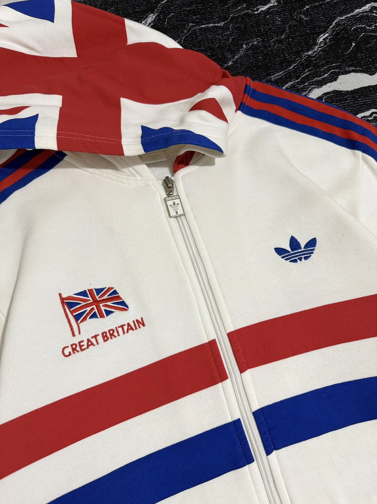 Vintage Vintage y2k adidas great britain ziphoodie Size US M / EU 48-50 / 2 - 6 Thumbnail