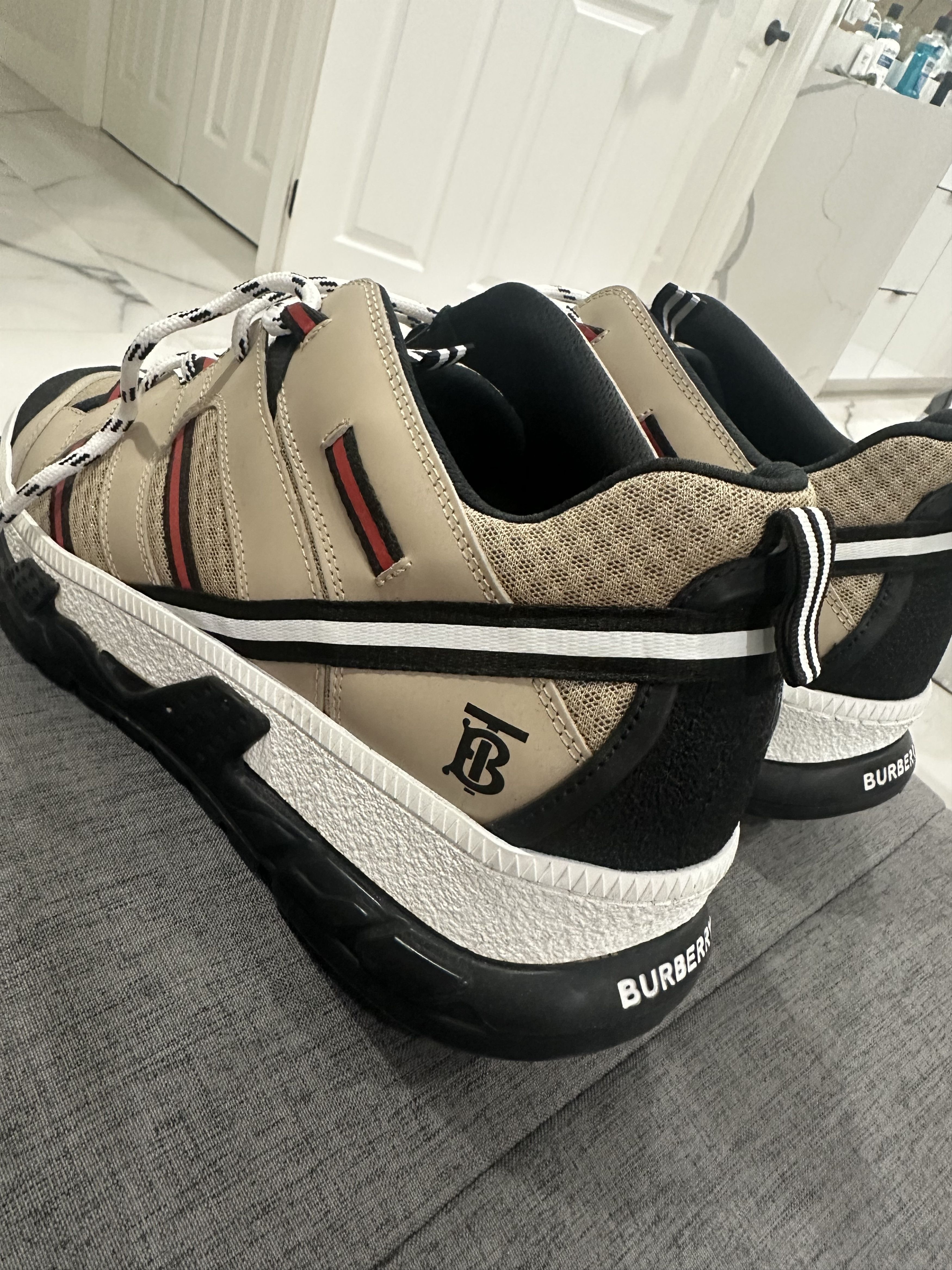 Burberry UNION TB LOGO RS5 LOW TOP SNEAKERS Size US 12 / EU 45 - 7 Thumbnail