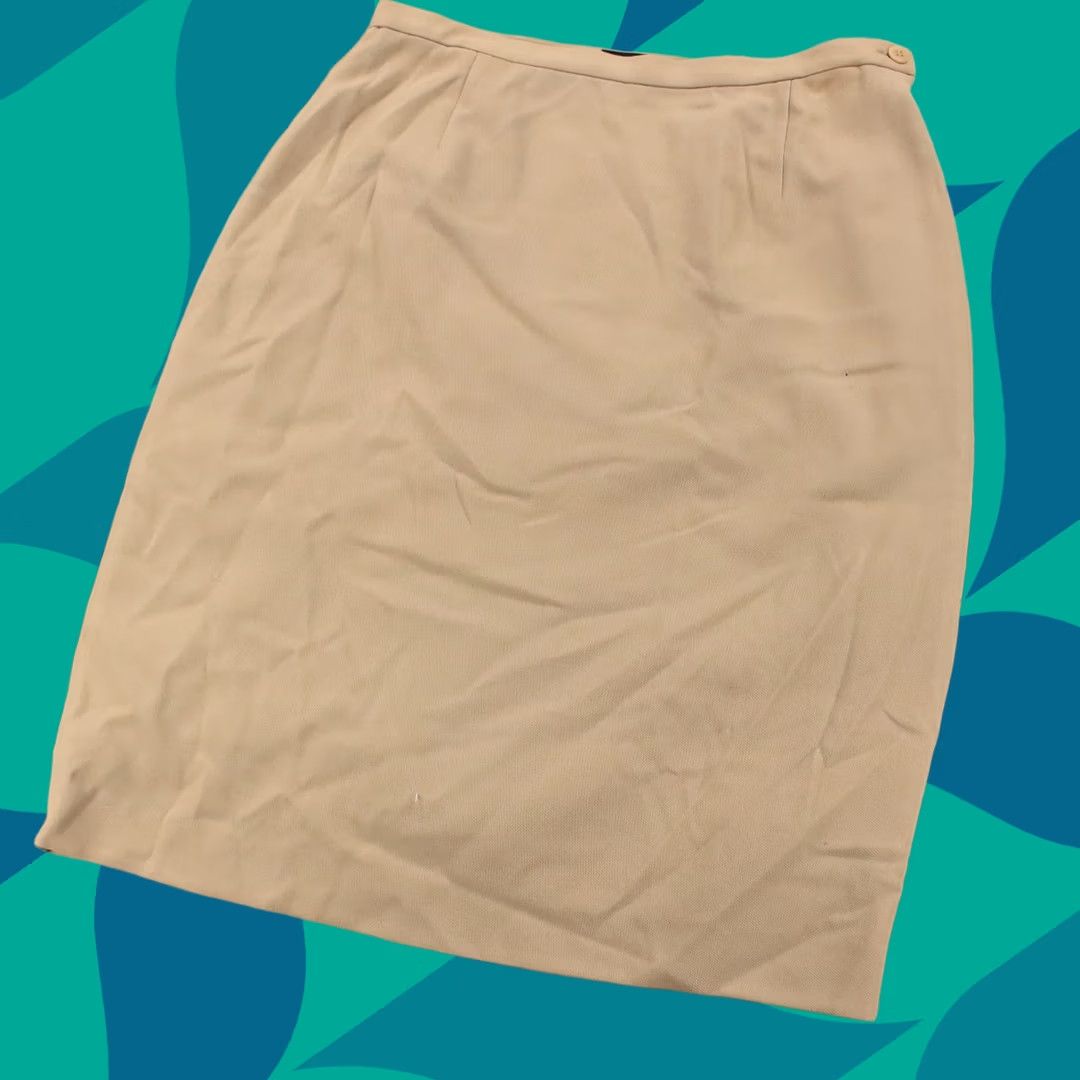 Giorgio Armani GIORGIO ARMANI pencil skirt knee length beige wool rayon lined italy sz 46 Size 32" / US 10 / IT 46 - 1 Thumbnail