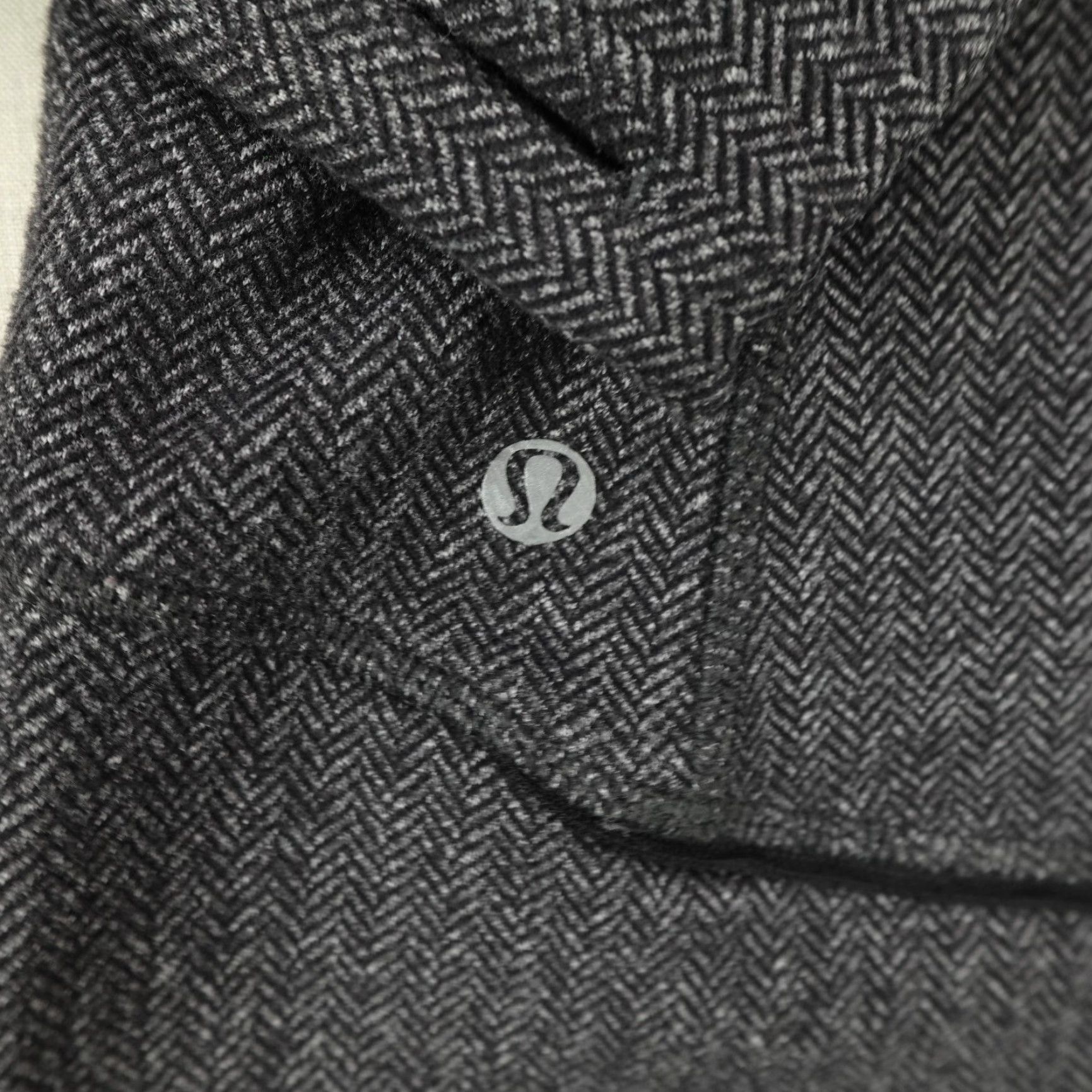 Lululemon Lululemon Jacket Womens 4 Think Fast Pullover Herringbone 1/4 Zip Gray, Activewear, Casual, Travel, Athleisure, Outdoor, Sports Size S / US 4 / IT 40 - 7 Thumbnail