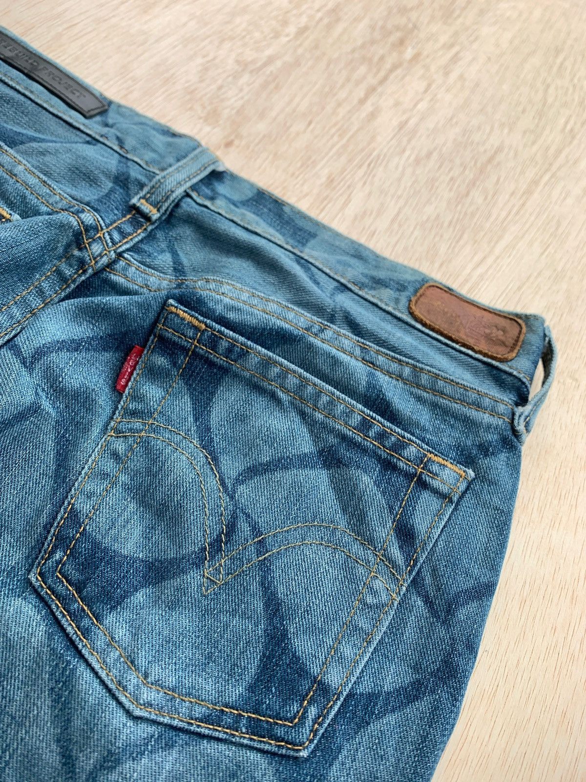 Hysteric Glamour × Japanese Brand Flare Jeans Levis All Over Print Denim Bootcut Size 30" / US 8 / IT 44 - 5 Thumbnail