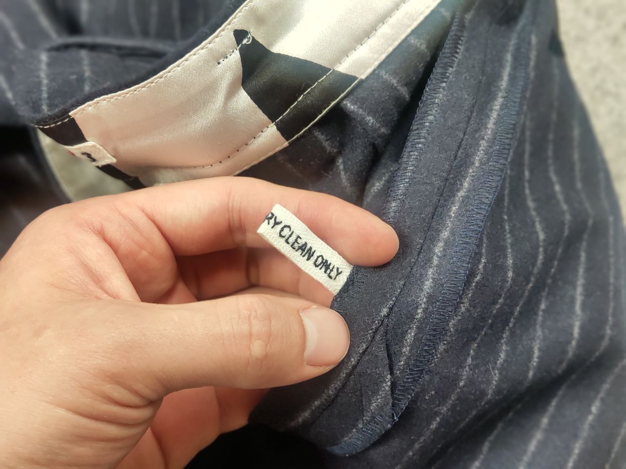 Other EnSoie Design Premium handmade wool Navy stripe Ankle Pants Size US 32 / EU 48 - 16 Thumbnail