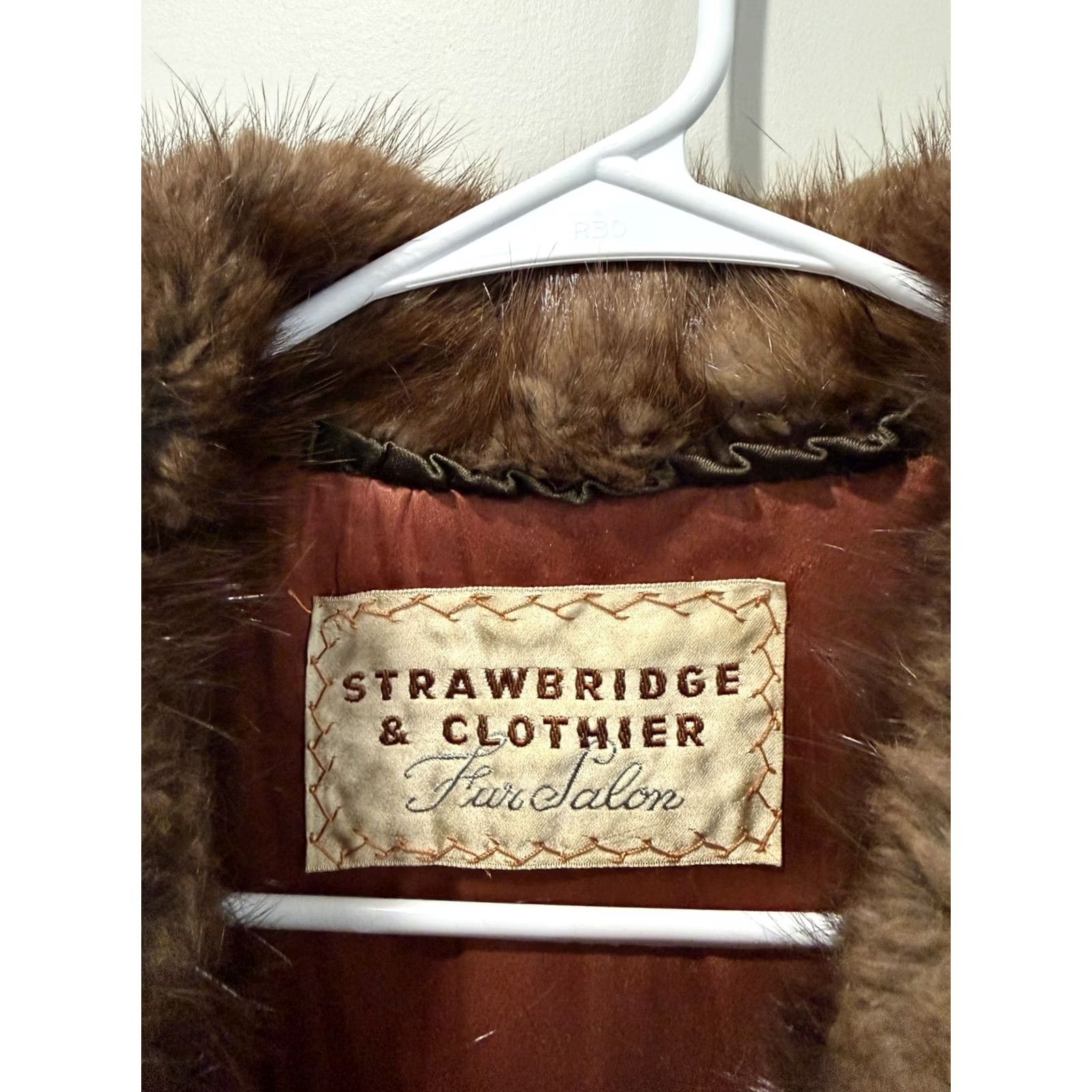 Vintage VINTAGE Fur Shawl Brown Size L Women Shawl Classic Solid Pattern Size L / US 10 / IT 46 - 3 Thumbnail