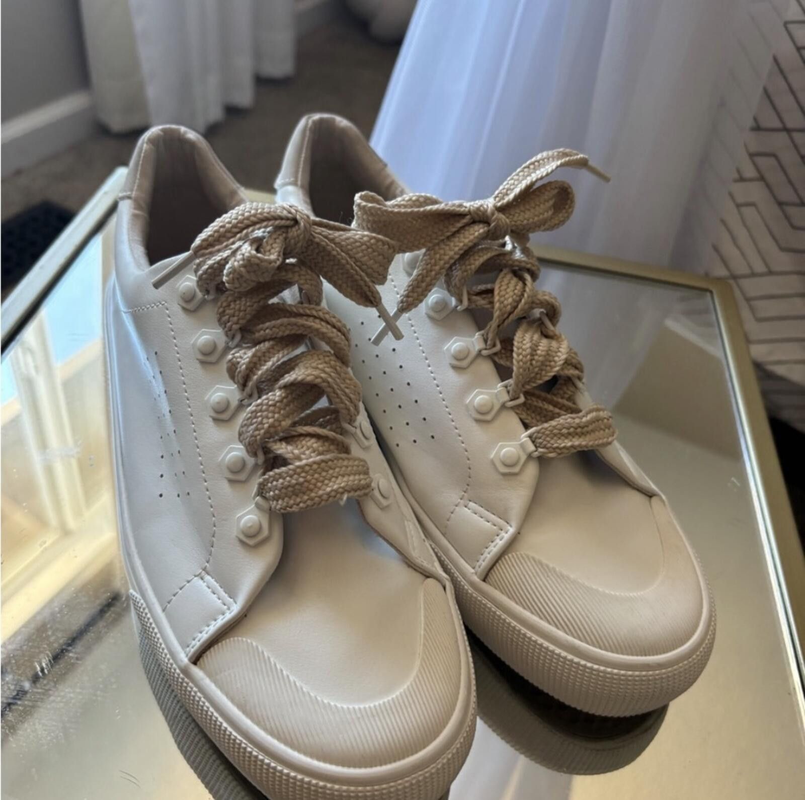 Bershka (Bershka) Cream Sneakers with Tan Laces Size US 9 / IT 39 - 2 Thumbnail