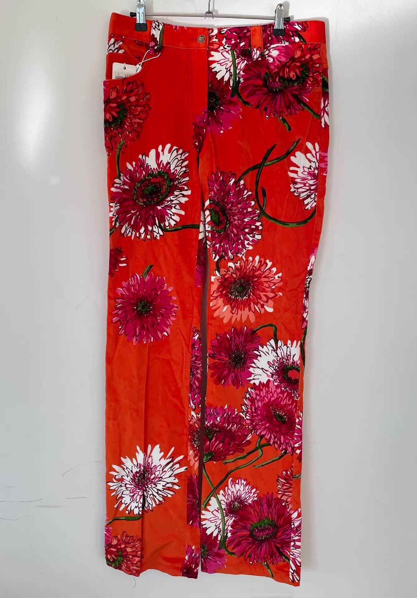 Dolce & Gabbana Dolce & Gabbana Floral Printed Velvet Pants Ｑ21 Size 32" / US 10 / IT 46 - 1 Thumbnail