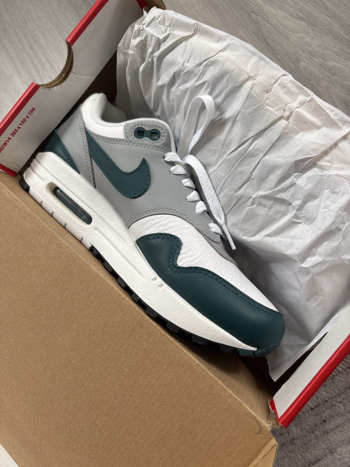 Nike Nike Air Max 1 LV8 Size US 5.5 / EU 38 - 4 Thumbnail