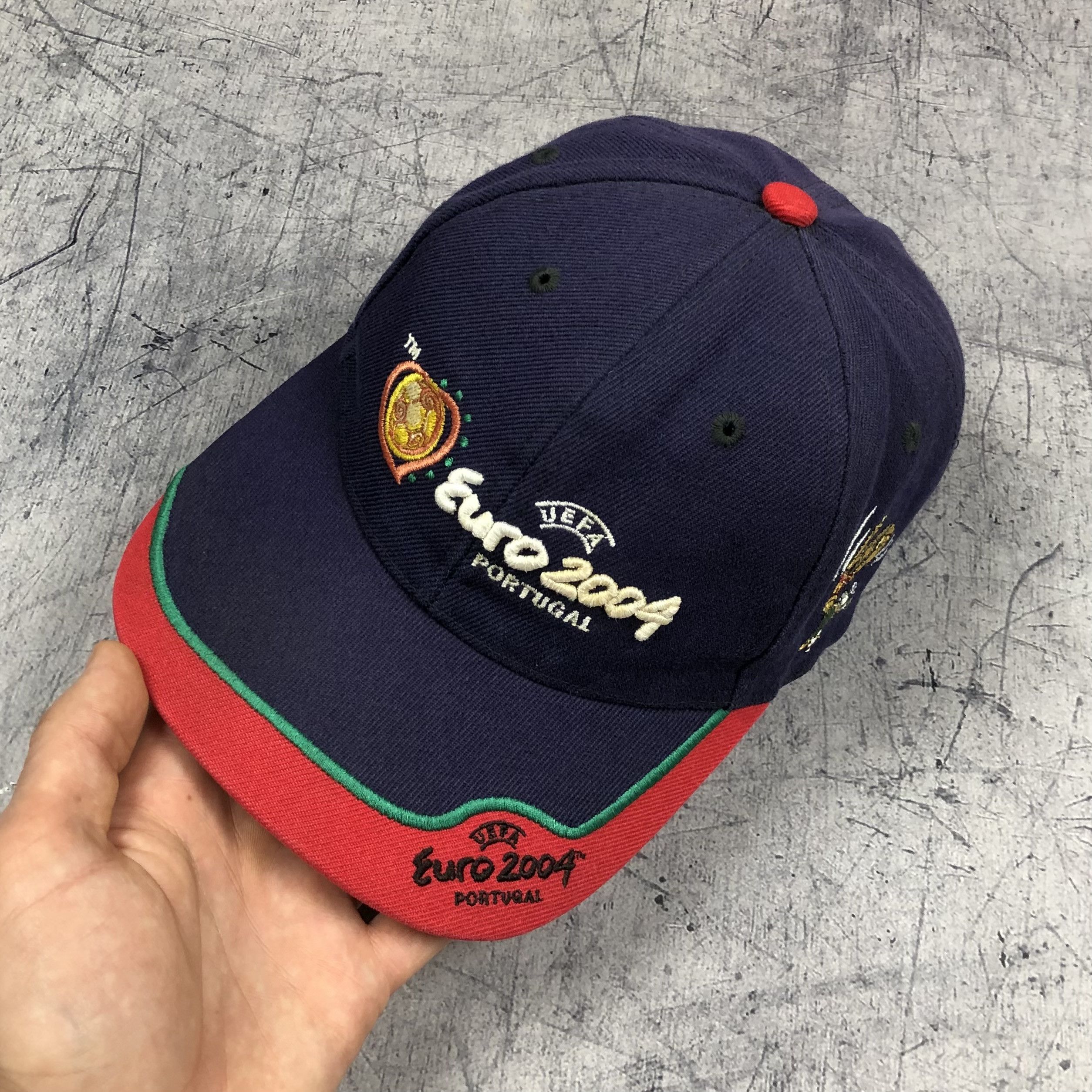 Vintage UEFA EURO 2004 Portugal Cap Size ONE SIZE - 3 Thumbnail