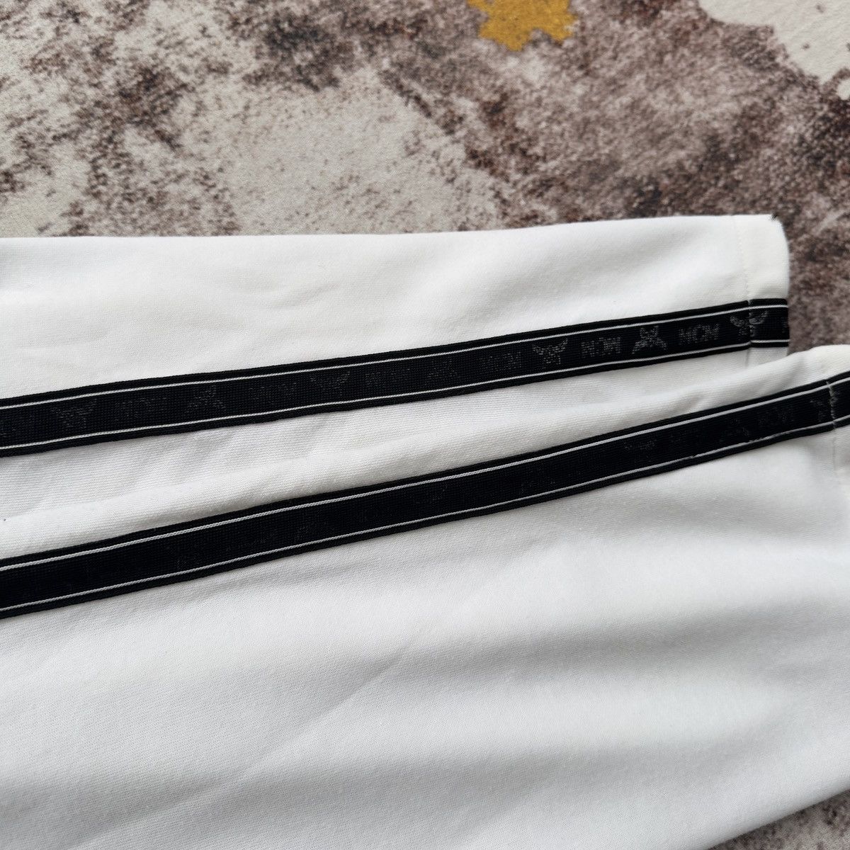 MCM MCM LOGO EMBROIDERED SIDE STRIPE SWEATPANTS Size US 44 / EU 60 - 7 Thumbnail