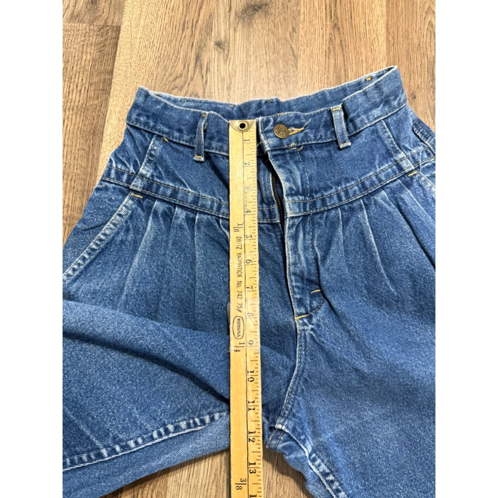 Lee Lee Jeans Women's Regular Fit Jeans 5-Pocket Denim High Rise Medium Wash Blue 24x26? Pockets Size 42" / US 20 - 5 Thumbnail