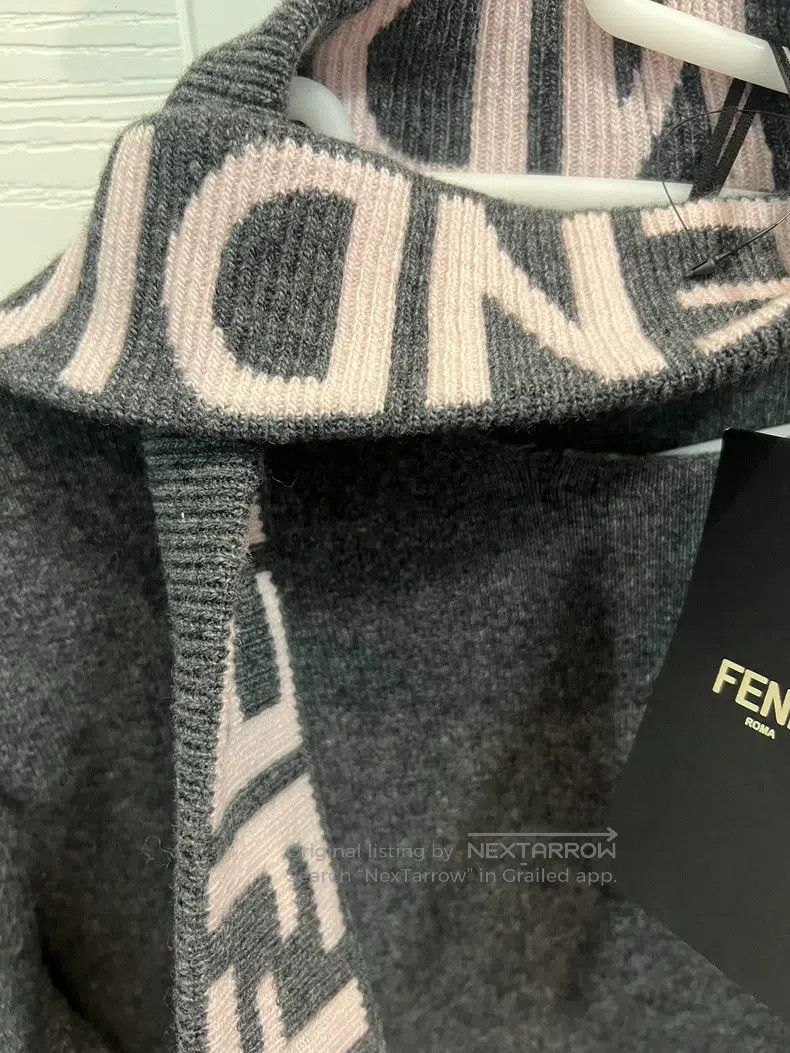 Fendi Fendi Cashmere and wool knitted sweater Size XS / US 0-2 / IT 36-38 - 6 Thumbnail