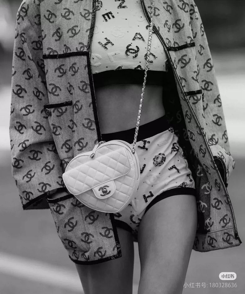 Chanel Chanel 22 Spring and Summer Gray Logo Denim Jacket Size XS / US 0-2 / IT 36-38 - 8 Thumbnail