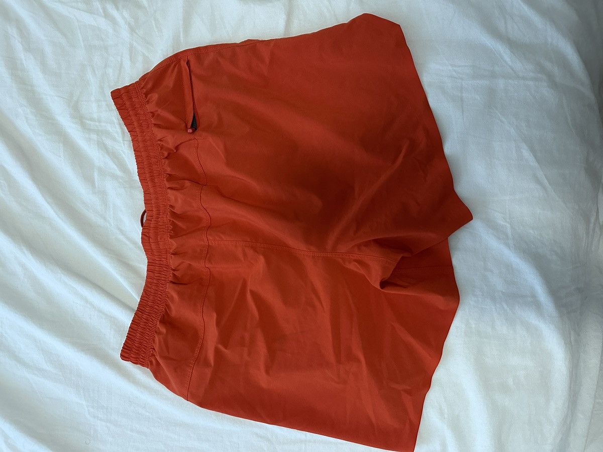 Target Basics 5inch unlined running shorts Size US 30 / EU 46 - 1 Thumbnail