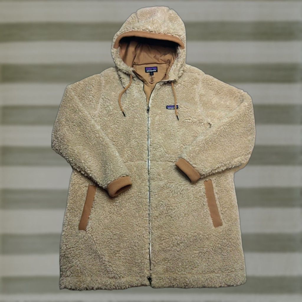 Patagonia Patagonia Jacket Women’s Parka Mid Dusty Mesa XL Beige Fall Winter Spring Parka Insulated Hooded Full Zip Pockets Logo Modern Bohemian Teddy Bear Size XL / US 12-14 / IT 48-50 - 1 Thumbnail