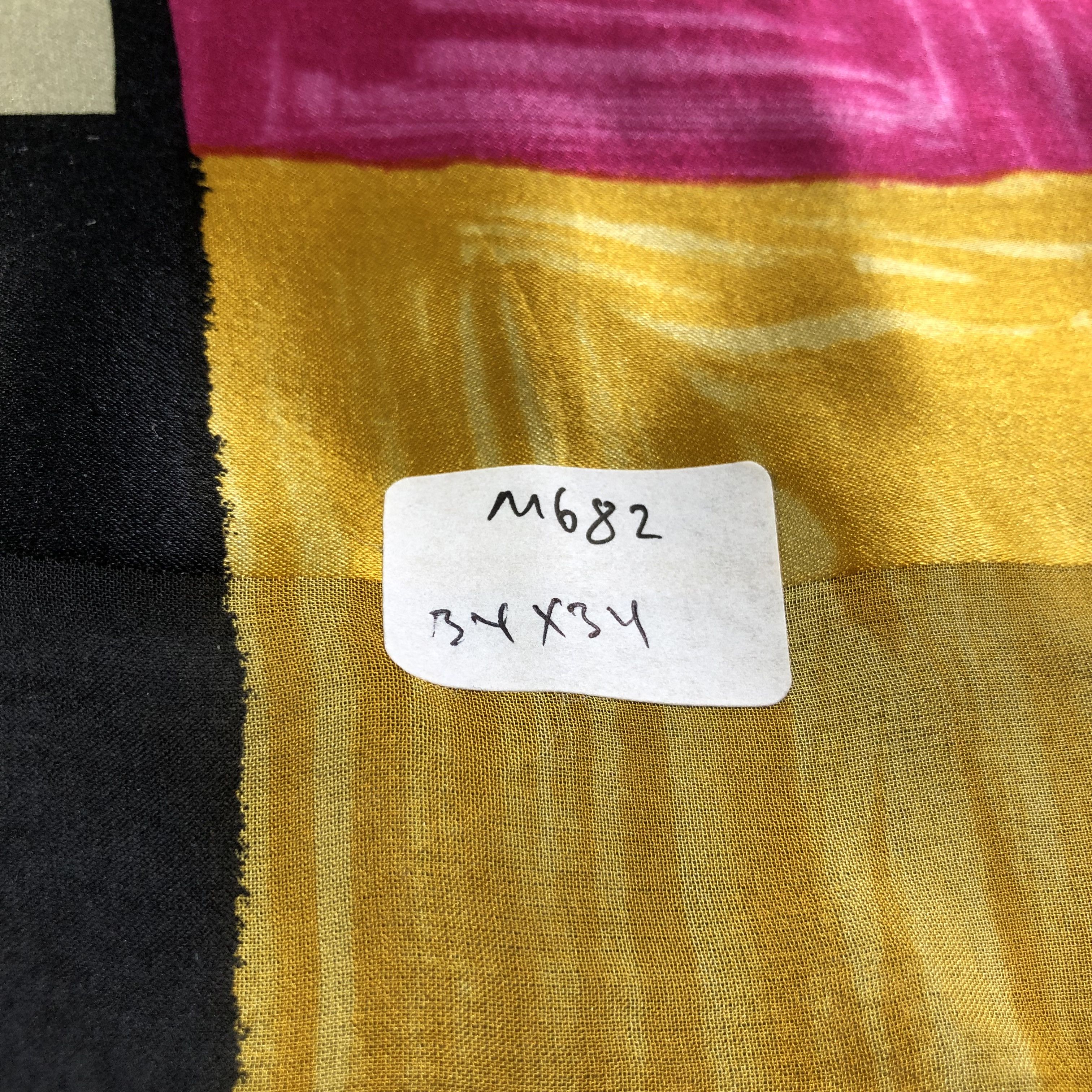 Charles Jourdan Charles Jourdan Colorful Slit Thread Silk Scarf M682 Size ONE SIZE - 6 Thumbnail