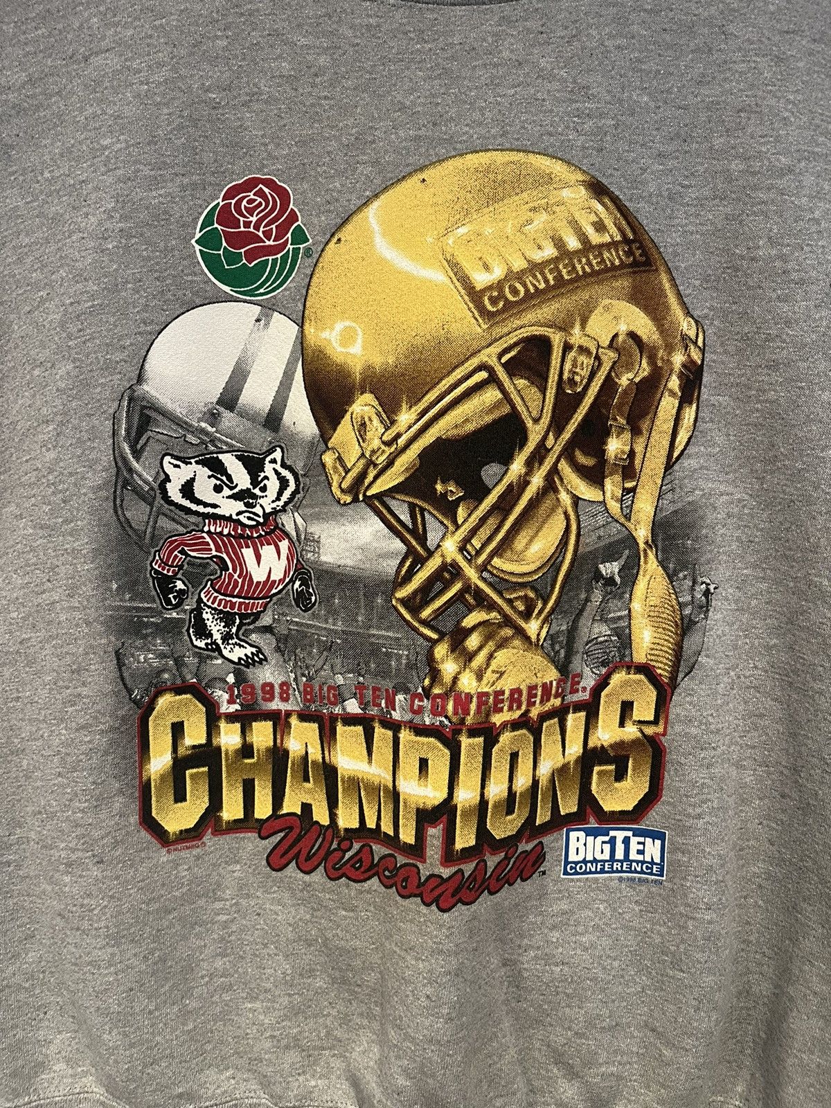 Vintage 1998 Wisconsin Badgers rose bowl champion crewneck Size US L / EU 52-54 / 3 - 2 Thumbnail