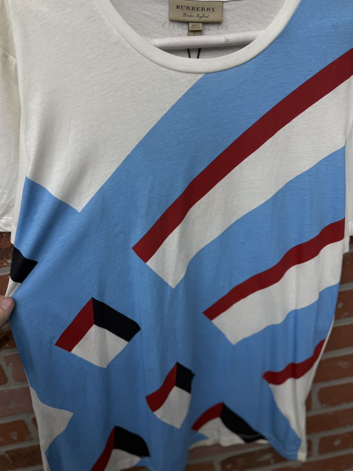 Burberry Burberry Men’s Tee Shirt Size Large New W Tags Size US L / EU 52-54 / 3 - 5 Thumbnail
