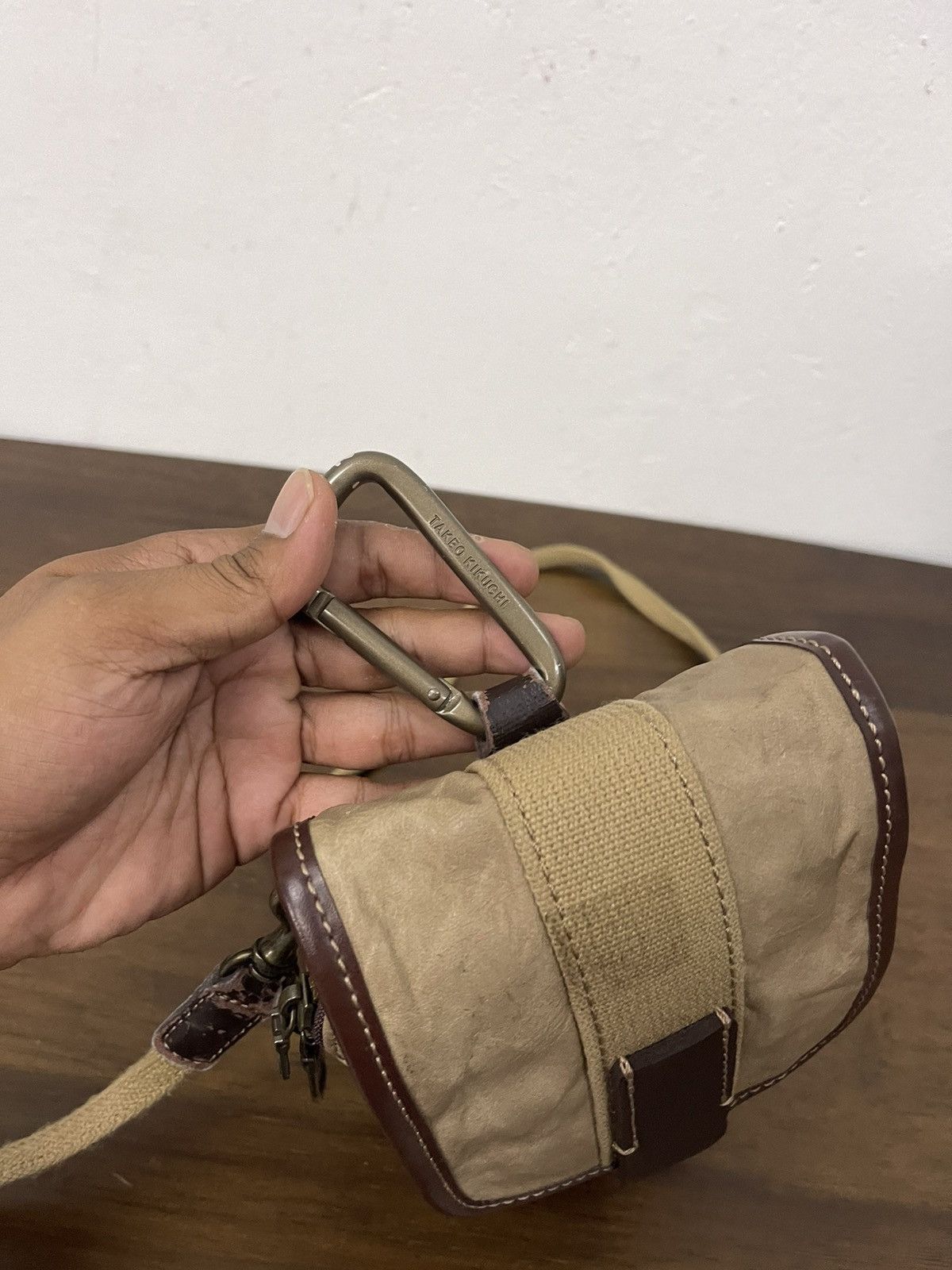 Japanese Brand × Takeo Kikuchi Unisex Takeo Kikuchi Quick Pocket Leather Crossbody bag Size ONE SIZE - 6 Thumbnail
