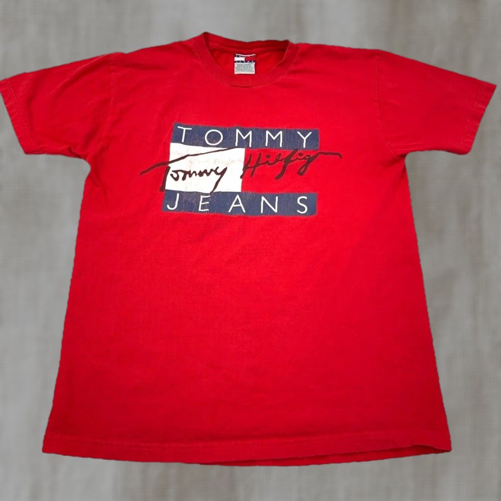 Tommy Hilfiger VINTAGE Tommy Hilfiger Shirt Men M Red Tee Spell Out Flag USA 90s Y2K Adult Size US M / EU 48-50 / 2 - 1 Thumbnail