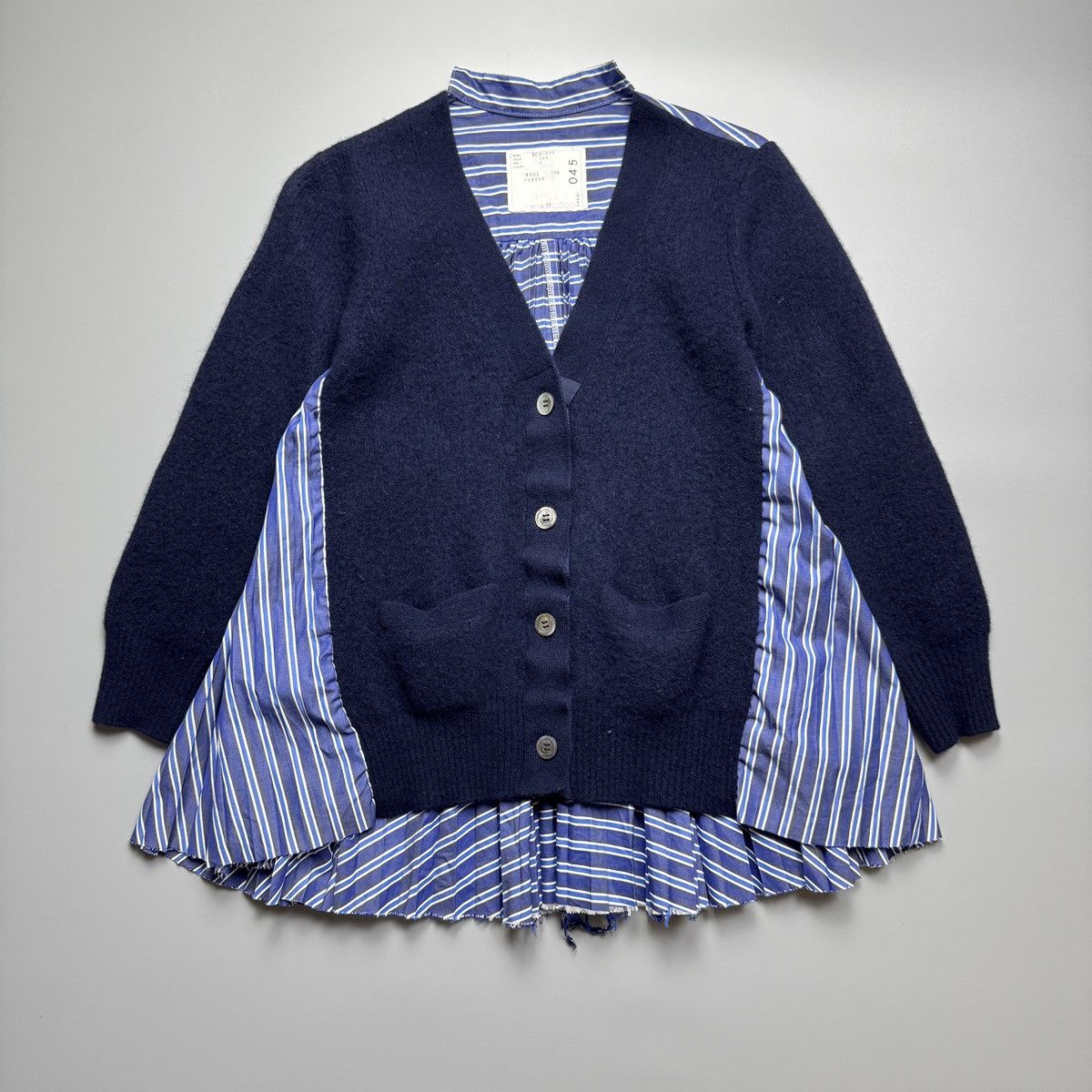 Sacai Sacai - Wool Knit Pleated Stripes Panelled Cardigan Size XS / US 0-2 / IT 36-38 - 1 Thumbnail