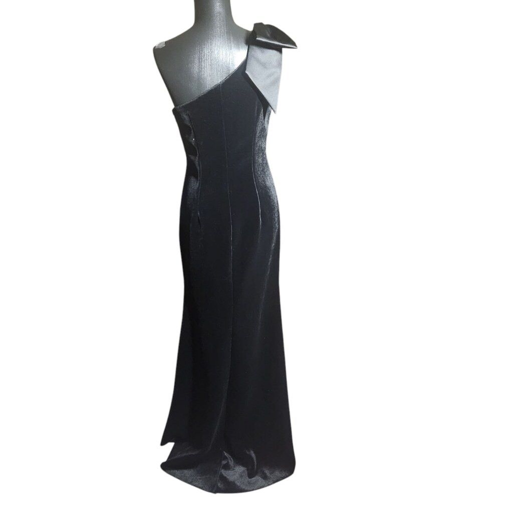 NWT Aqua Womens Black Dress Gown Size 8