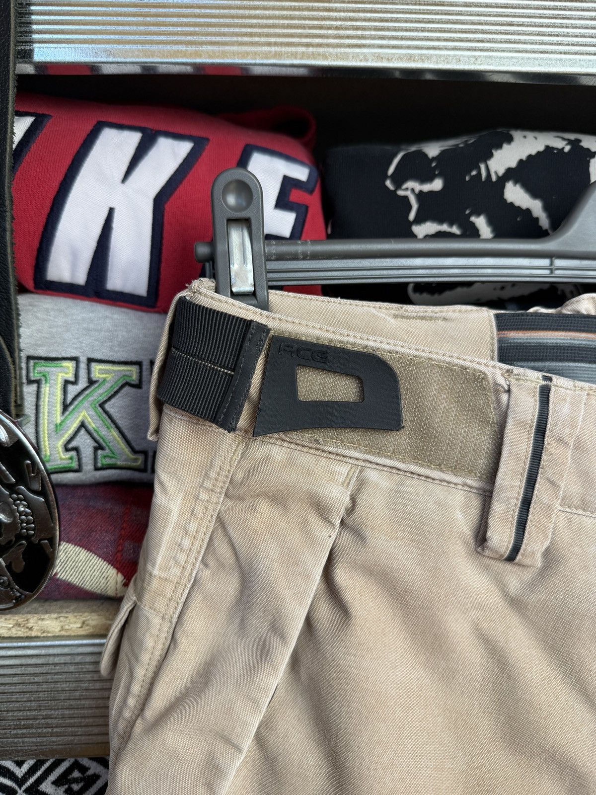 Nike ACG Vintage Nike ACG Ski Pants Outdoor 2000s Logo Snowboard Y2k Size US 34 / EU 50 - 8 Thumbnail
