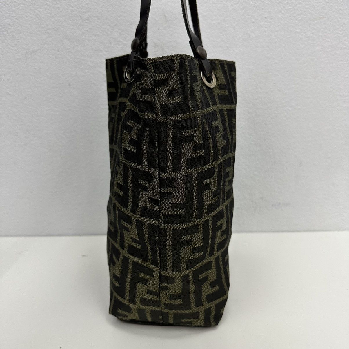 Fendi ‼️YES‼️ AUTHENTIC FENDI ZUCCA FF TOTE HANDBAG Size ONE SIZE - 4 Thumbnail