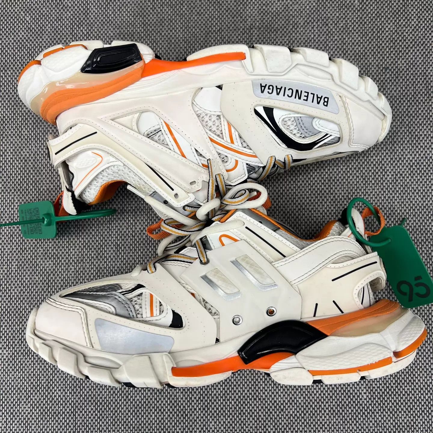 Balenciaga Balenciaga Track White Orange 36 New Original Box Size US 5.5 / IT 35.5 - 5 Thumbnail