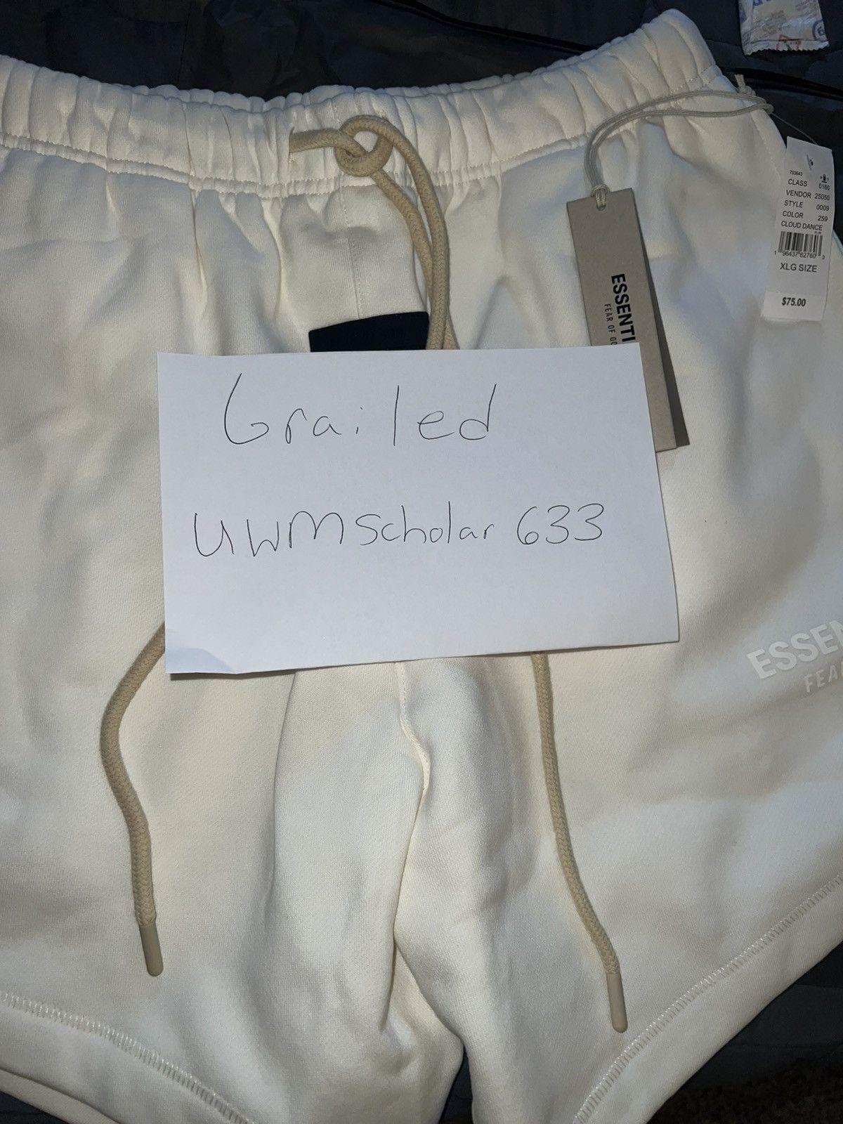 Fear of God Fear of God Essentisls Shorts Cloud Dance Shorts Size US 36 / EU 52 - 4 Thumbnail