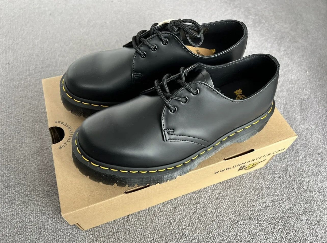 image of Dr Martens Dr. Martens 1461 Bex Derby’S Shoes in Black, Men's (Size 8)