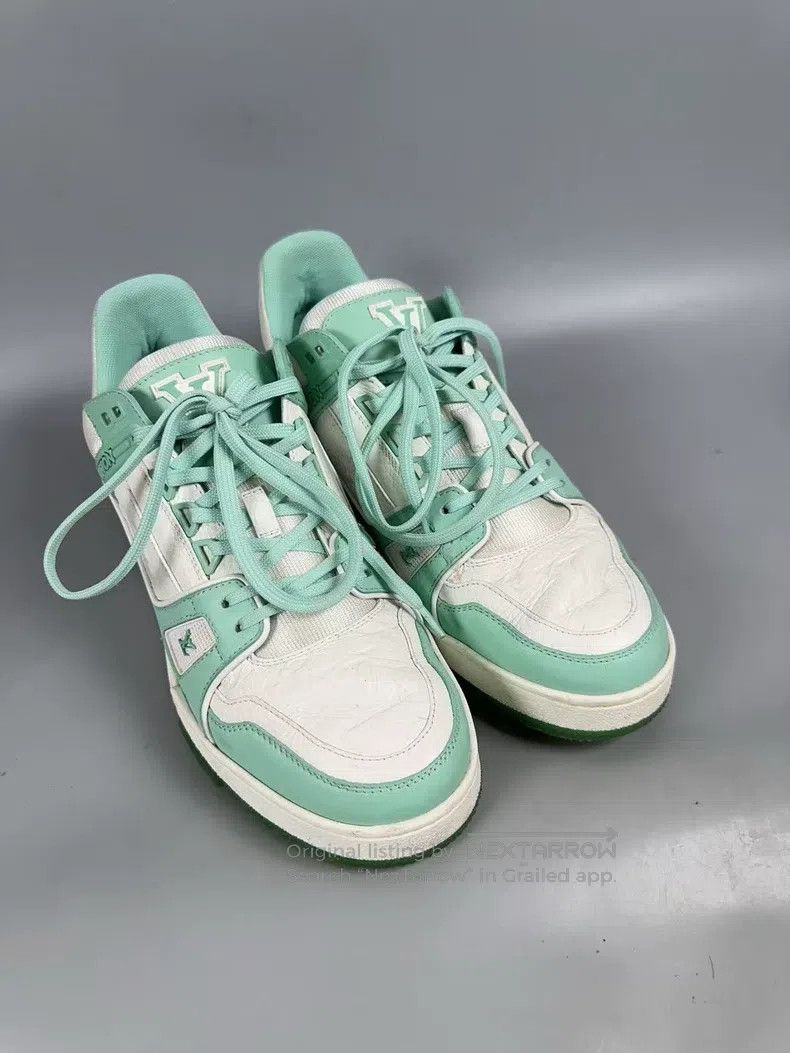 Louis Vuitton Louis Vuitton Christmas Limited White and Green Trainer Ca Size US 7 / EU 40 - 3 Thumbnail